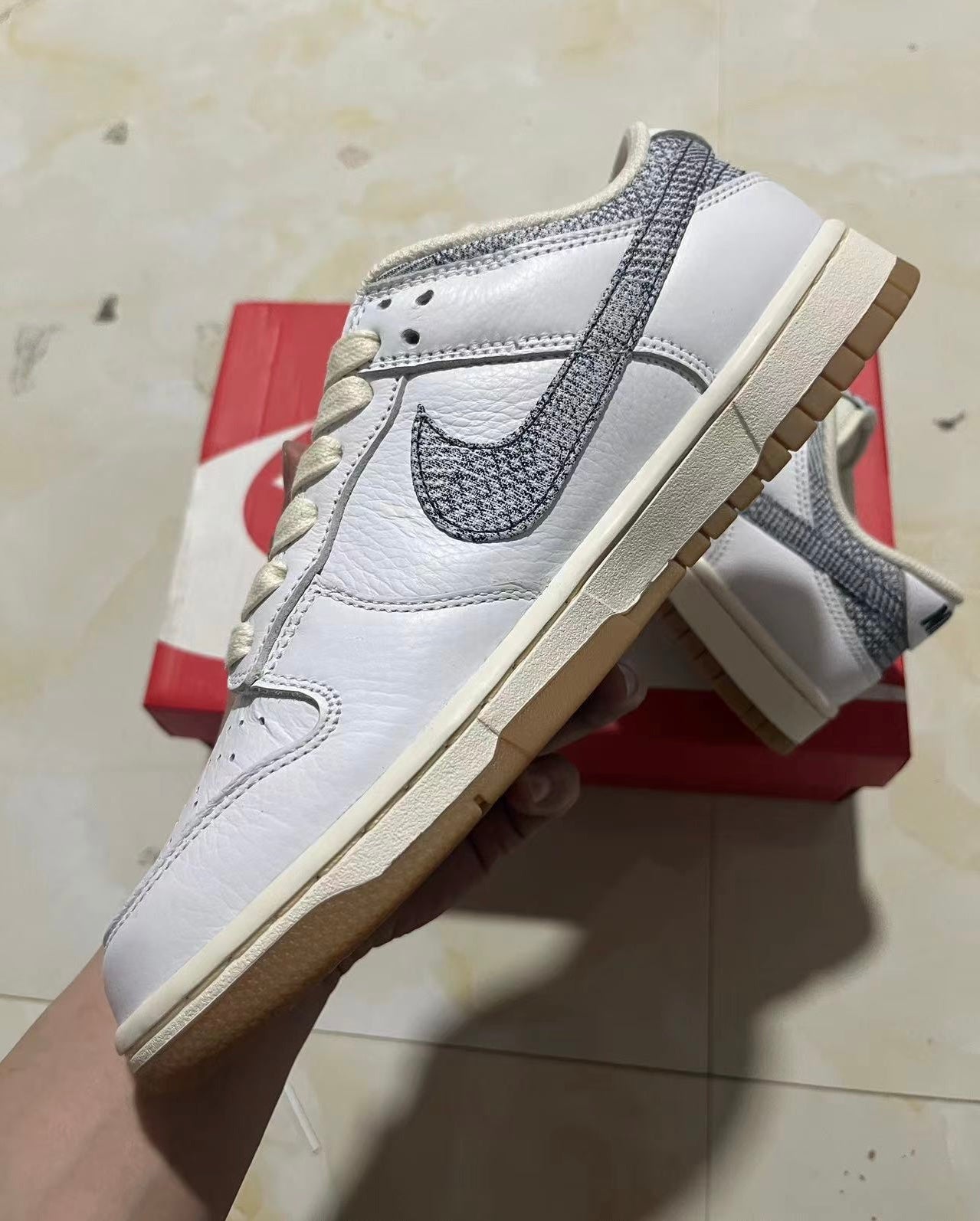 A Nike SB Dunk- Washed Denim