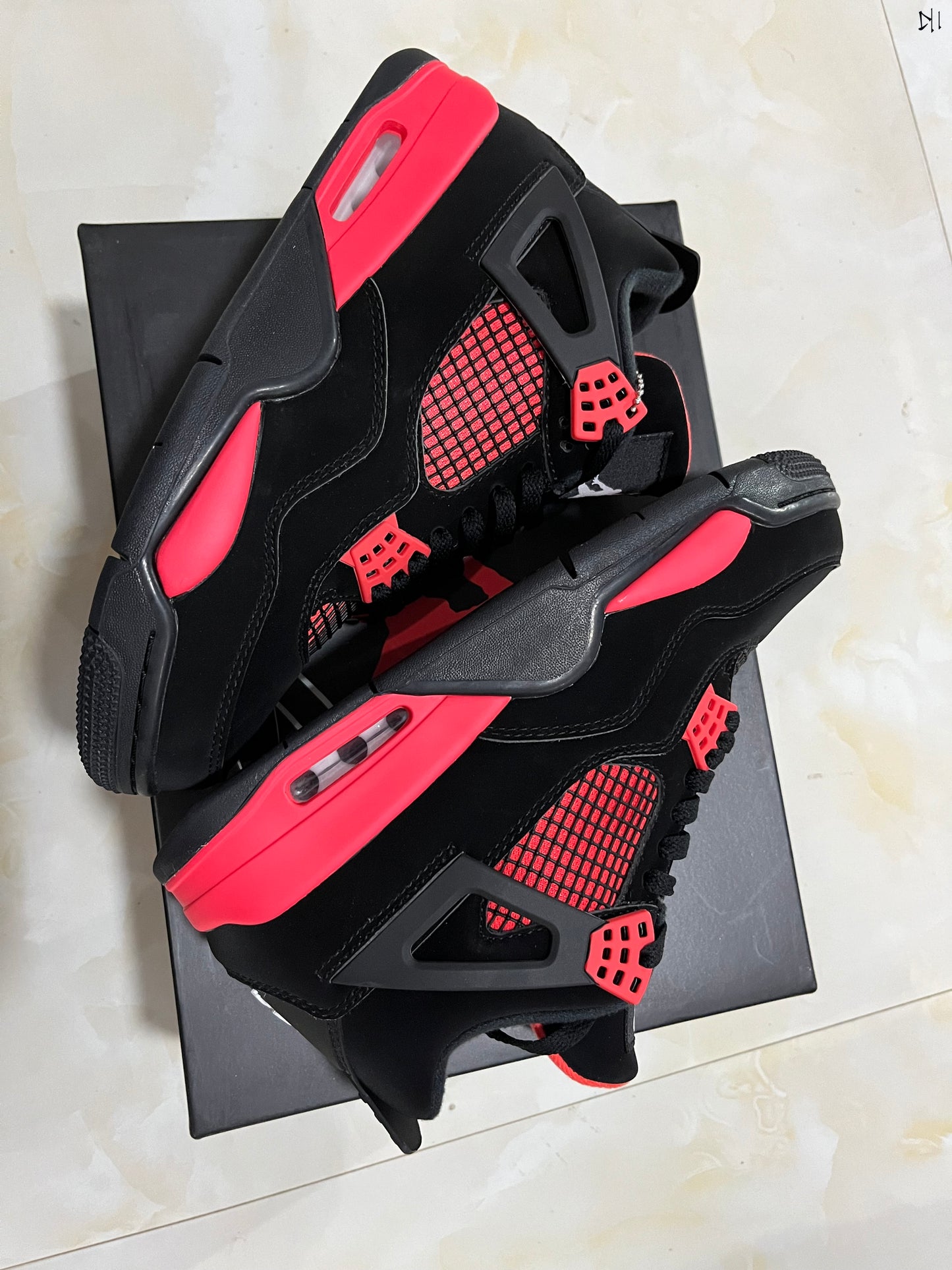 Jordan 4 - Red Thunder