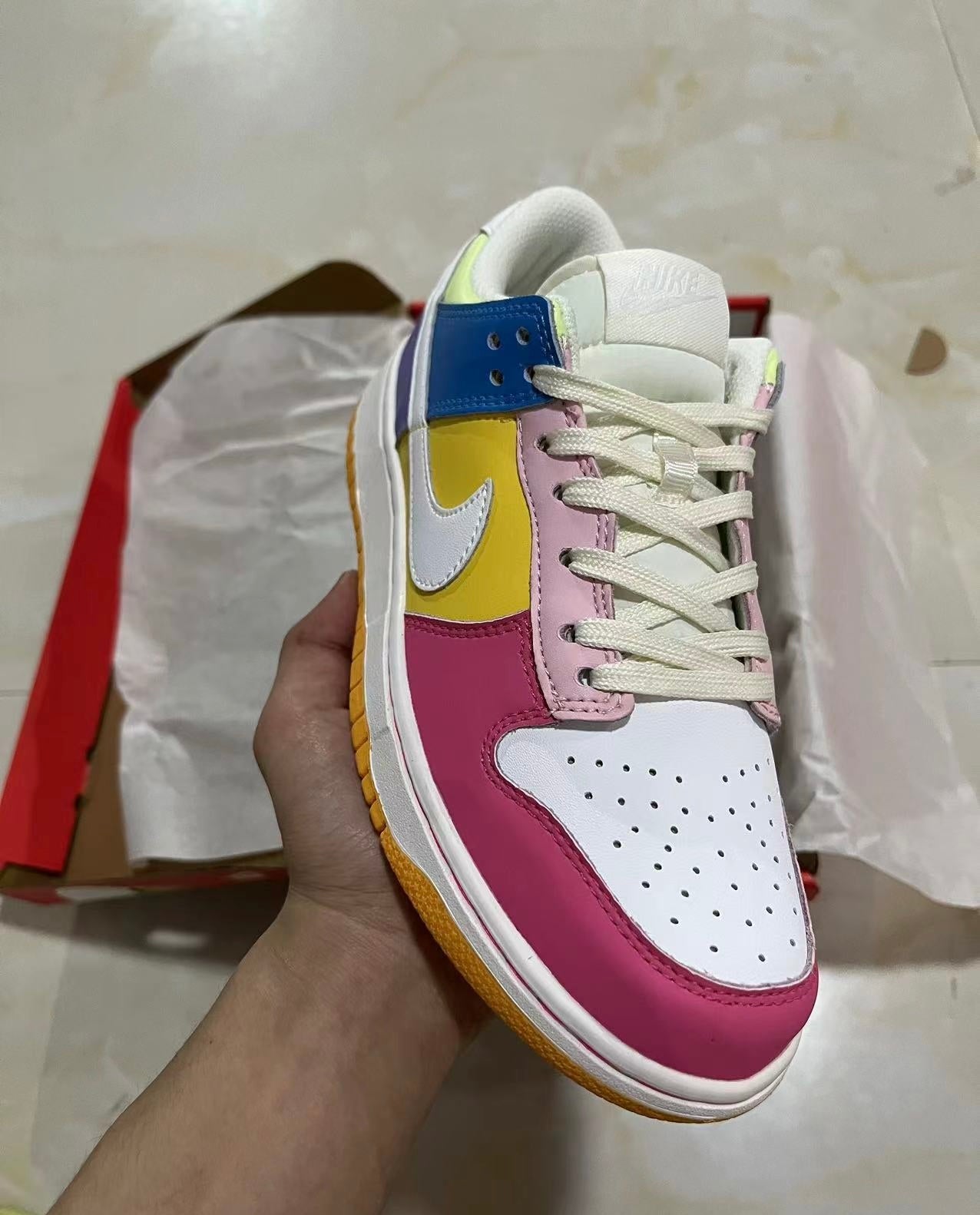 A Nike SB Dunk - Gal Pals