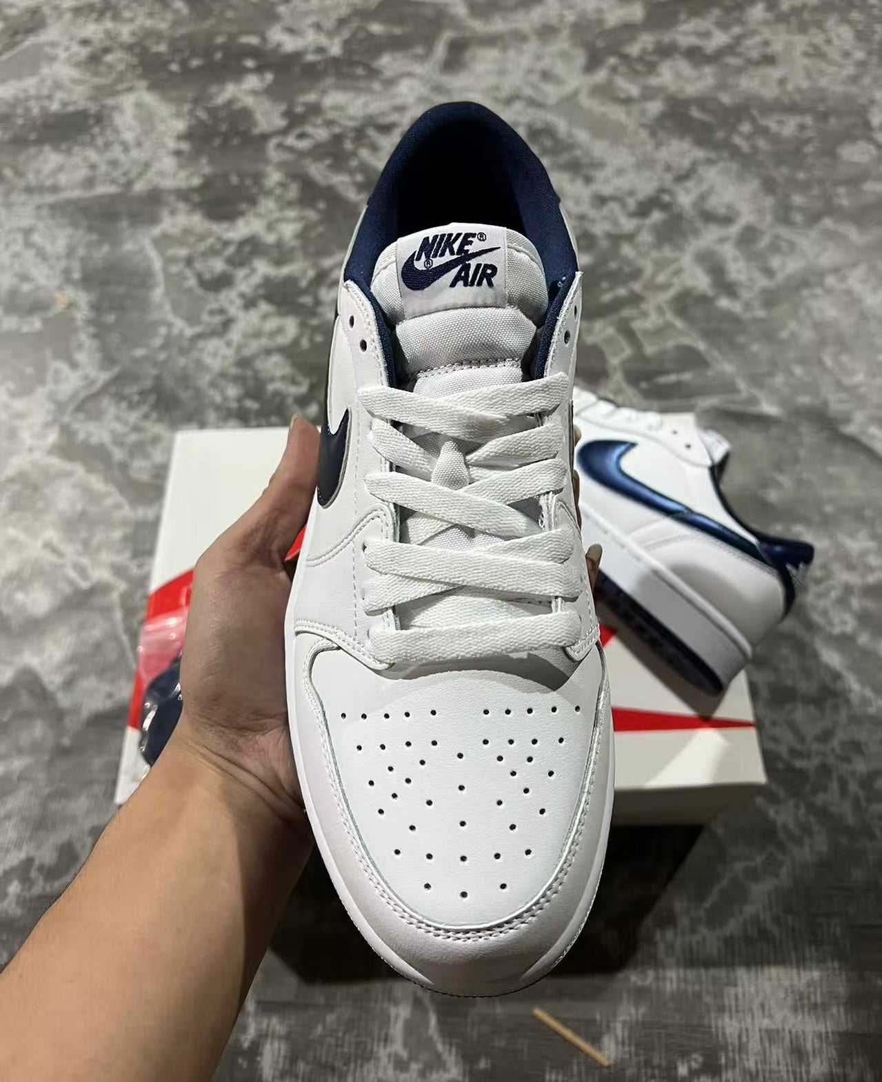 Jordan Retro 1 Low 85’ Metallic Blue