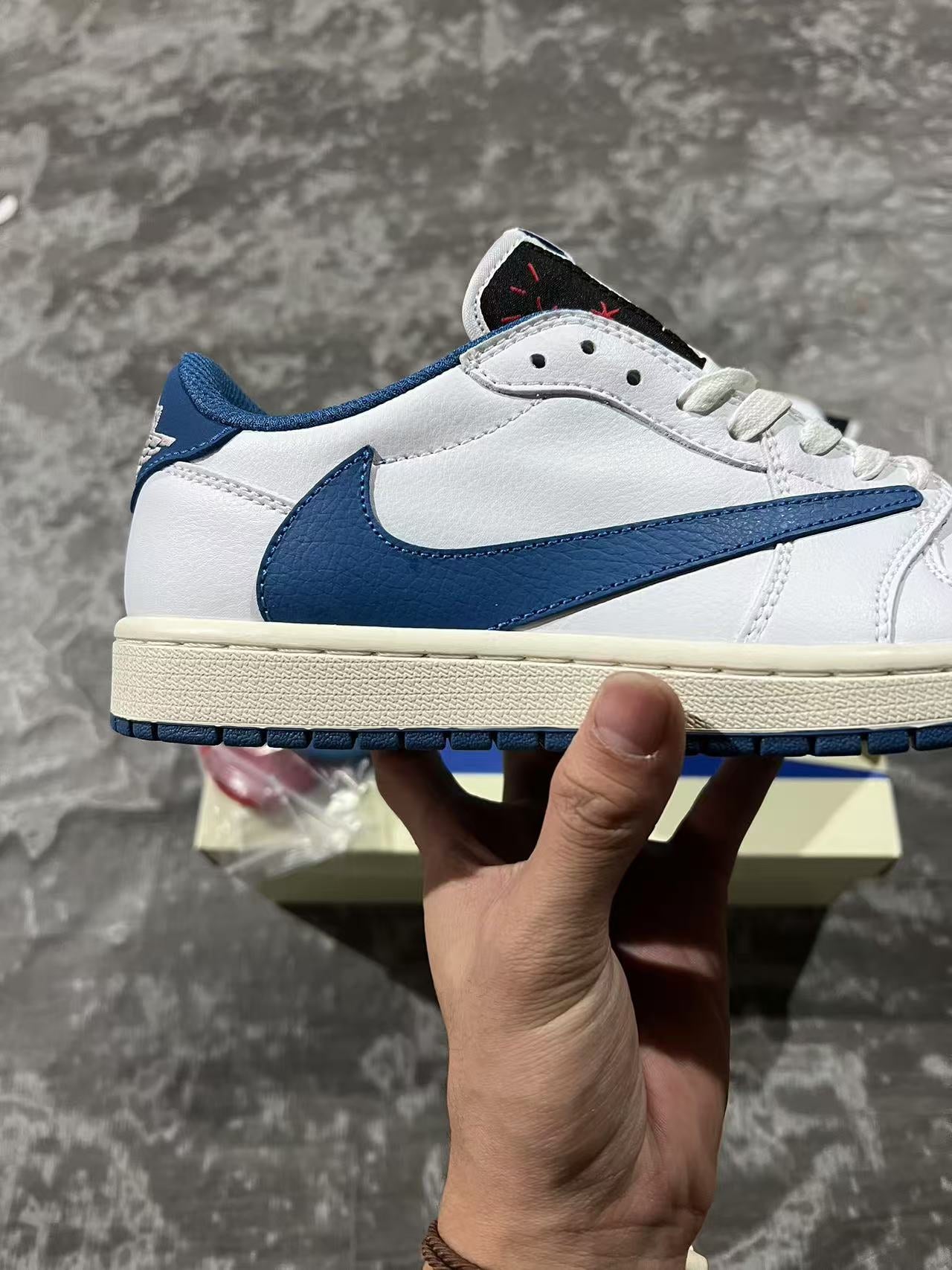 Jordan 1 Low - Travis Scott Fragment Sail Military Blue