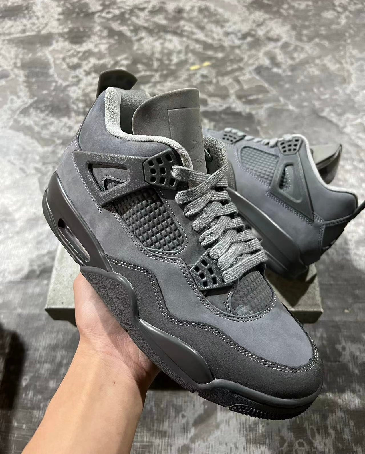 Jordan 4 - Wet Cement