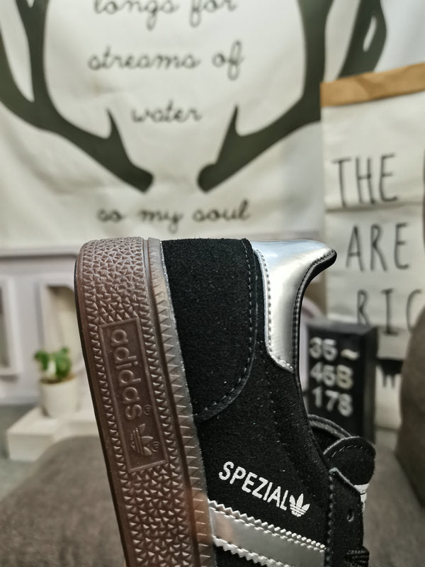 Adidas - Handball Spezial