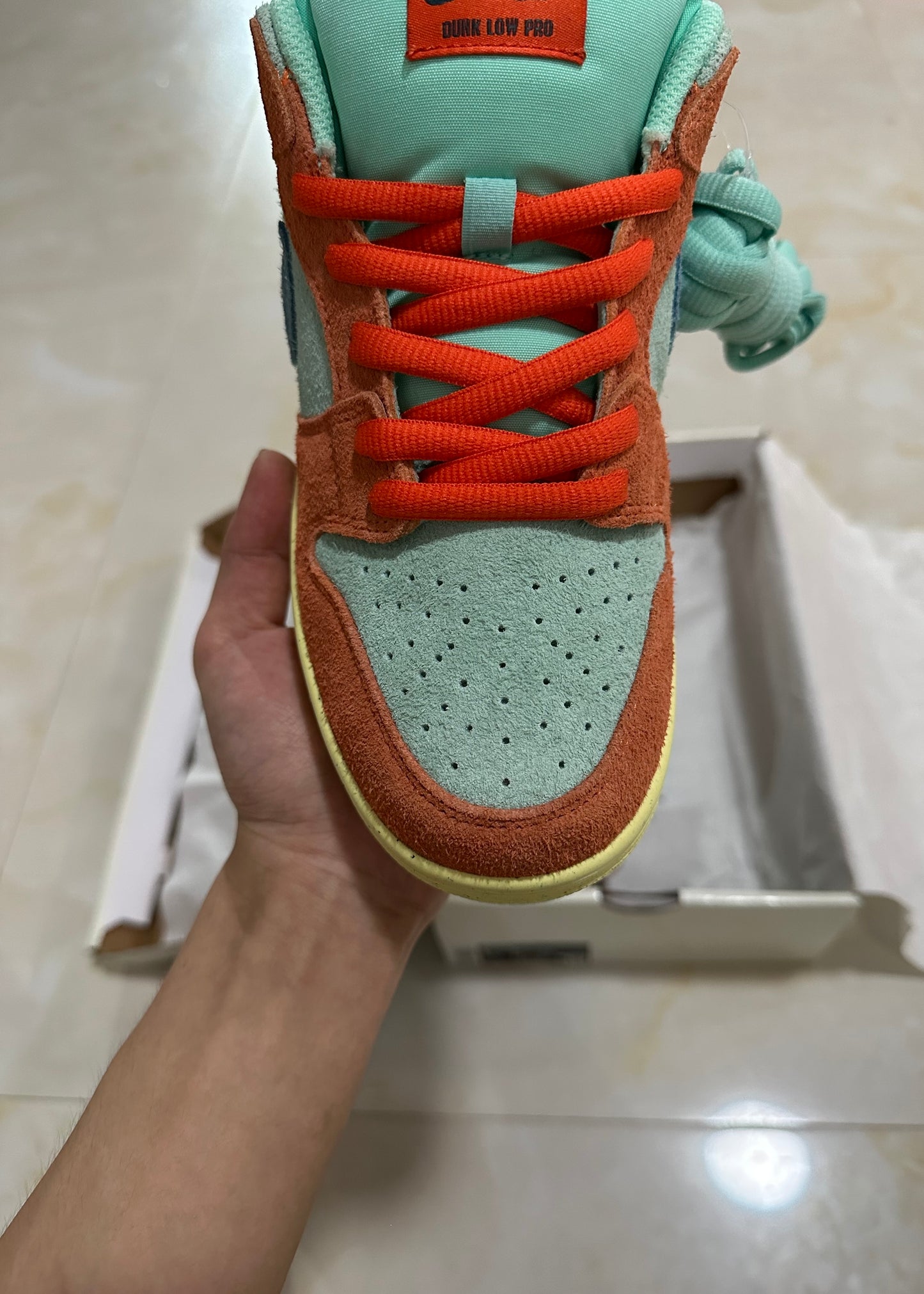 A Nike SB Dunk - Noise Aqua
