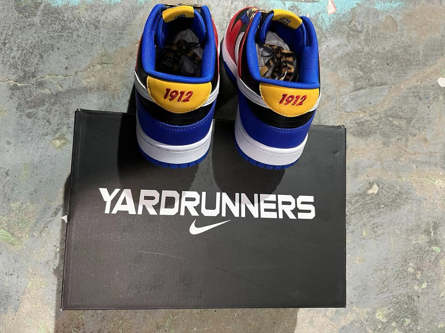 A Nike Sb Dunk - TSU Tennessee State University