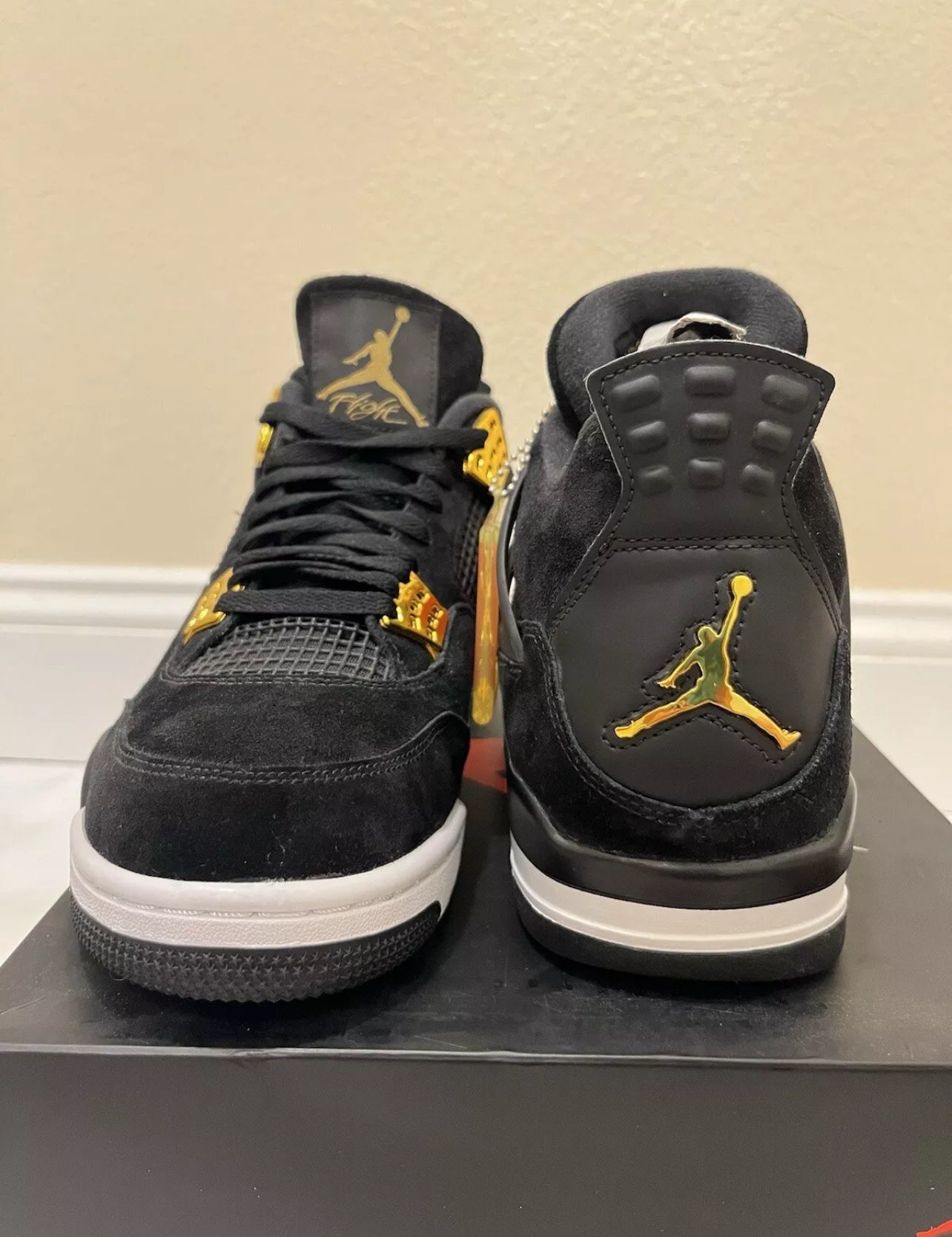 Jordan 4 - Royalty
