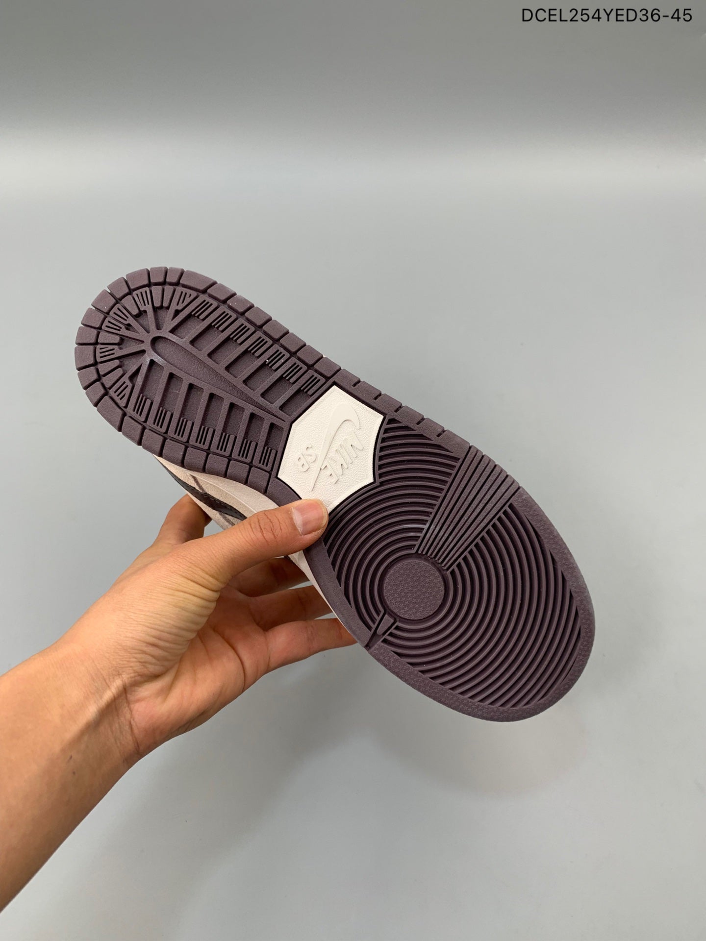 Nike SB Dunk - Desert Sand Mahogany