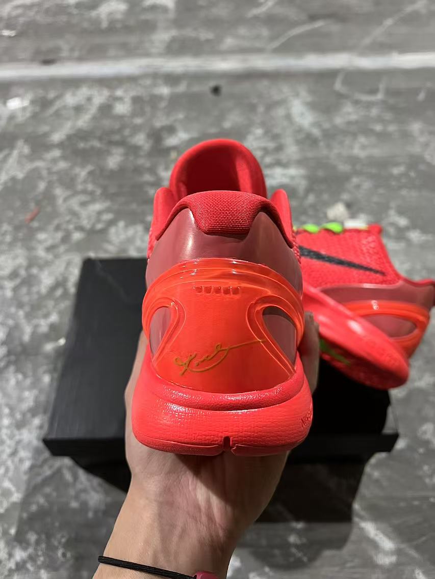 Kobe Protro - Reverse Grinch