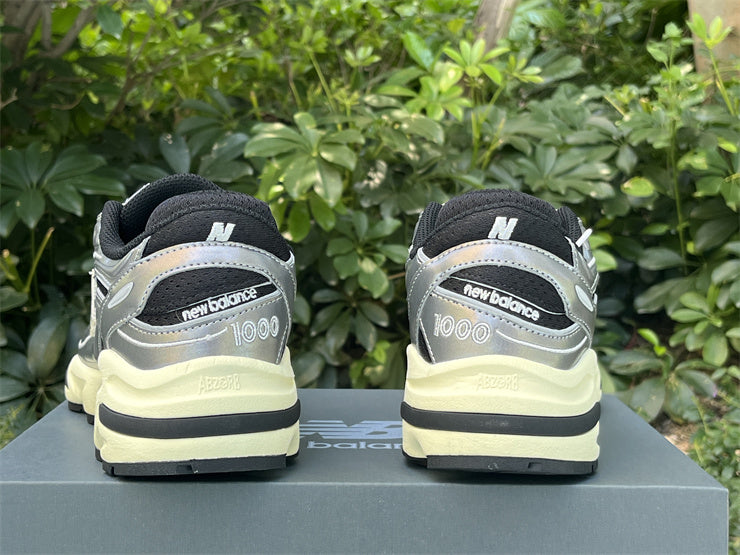 New Balance 1000 - Y2K