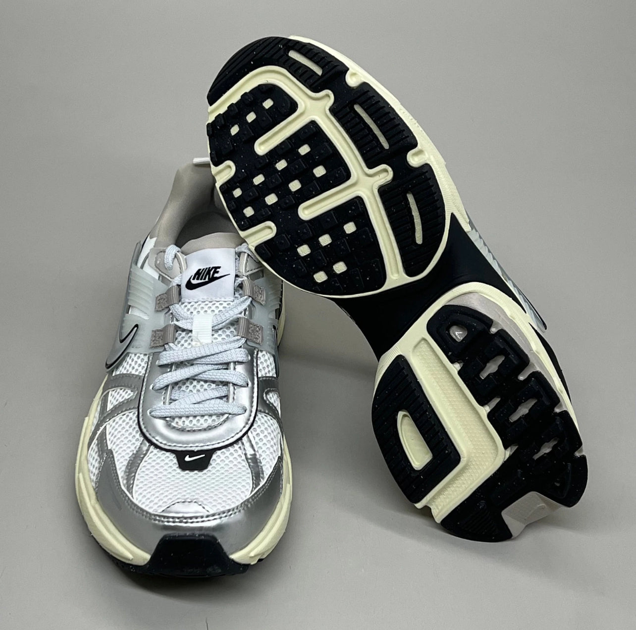 Nike V2K Metallic Silver White