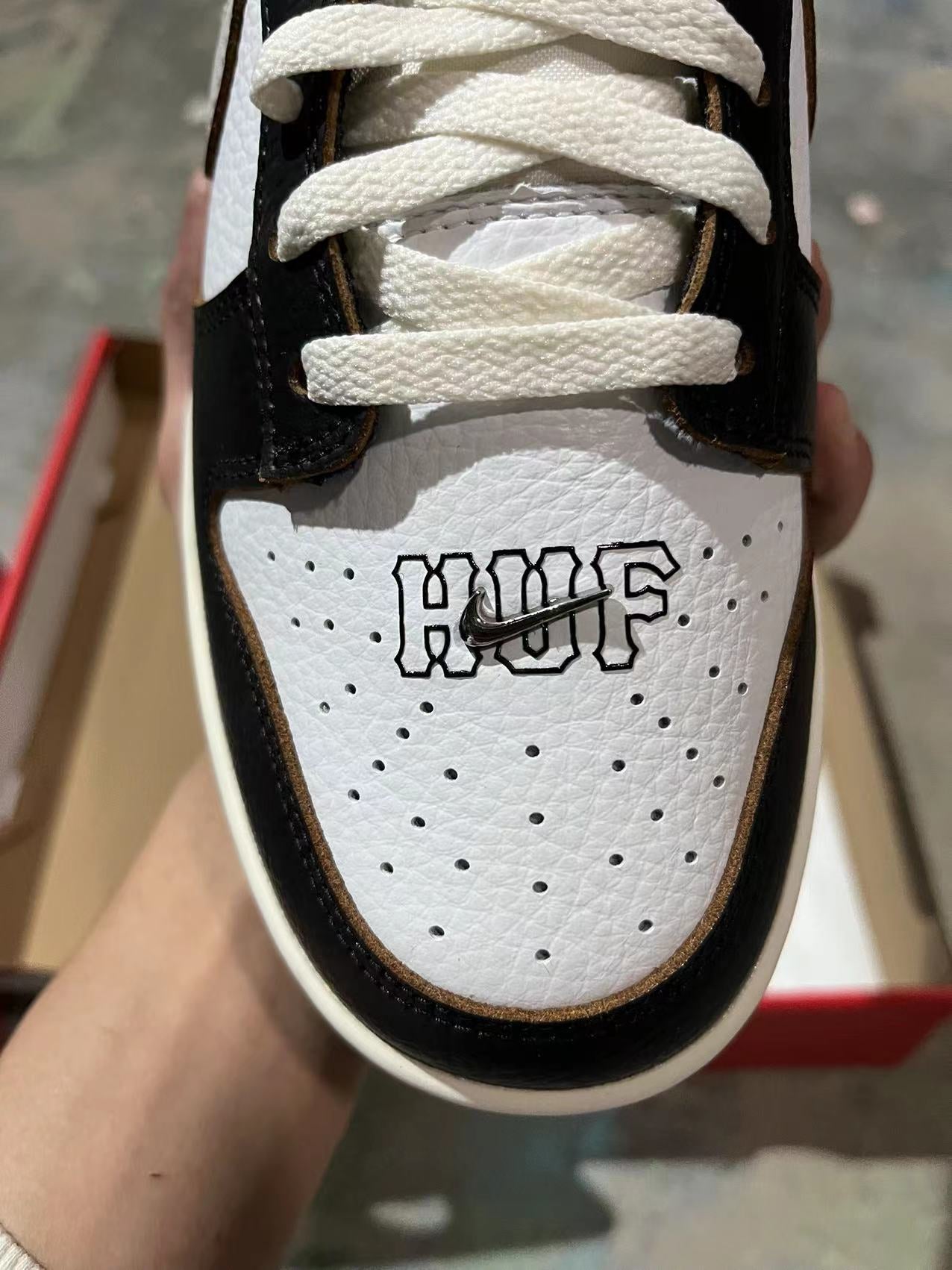 A Nike SB Dunk- HUF San Fransisco