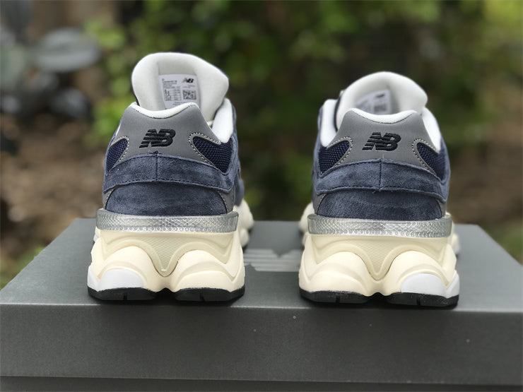 New Balance 9060 - Outer Space