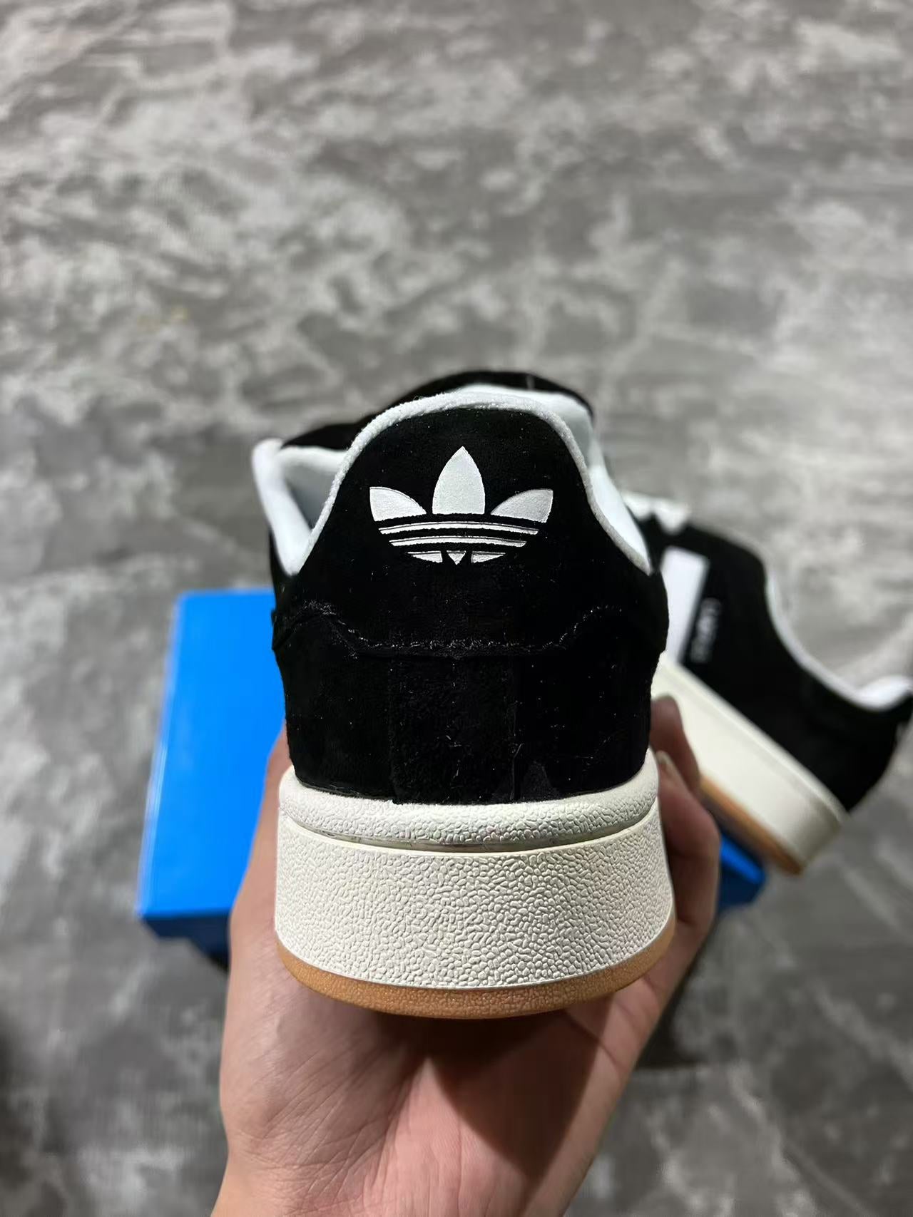Adidas Campus 00’s