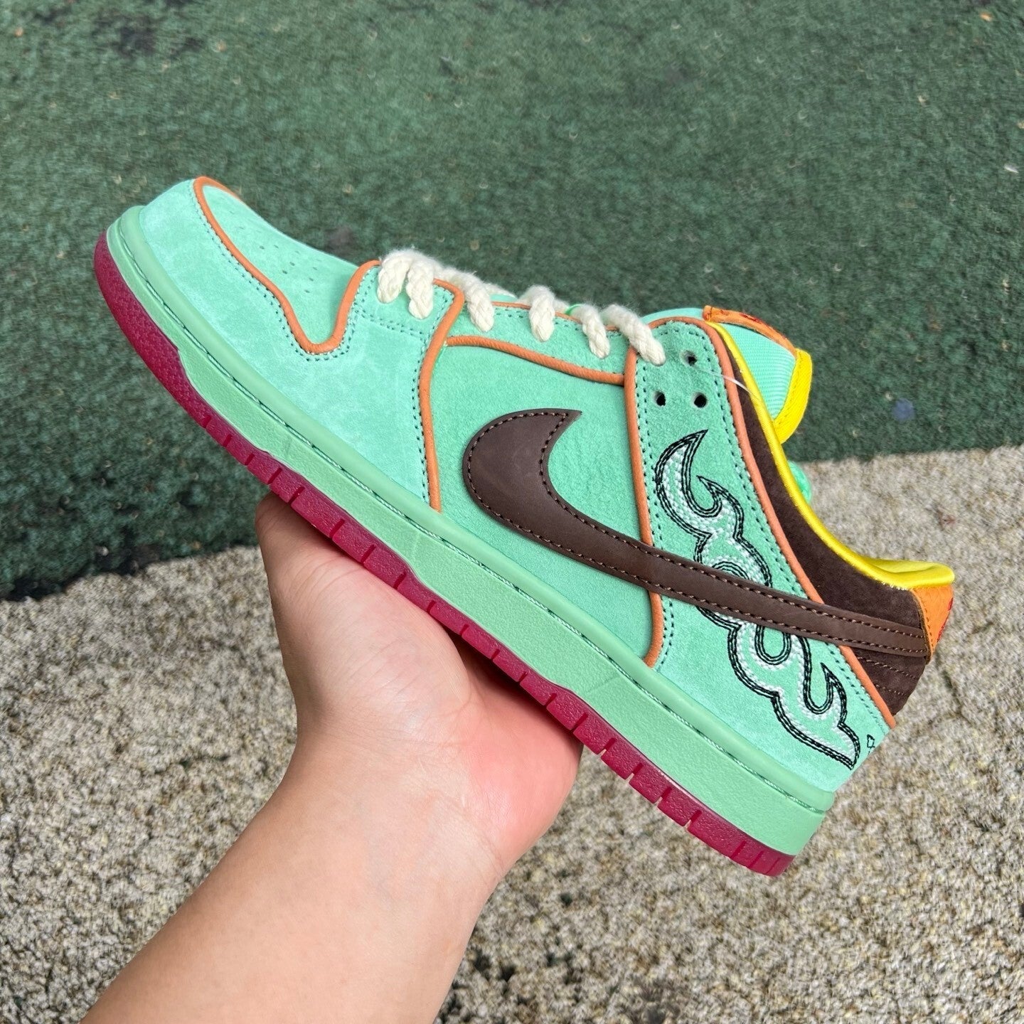 Nike SB - Rodeo Tourmaline