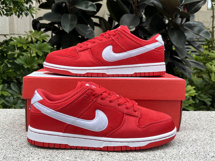 A Nike Dunk - Valentines Day