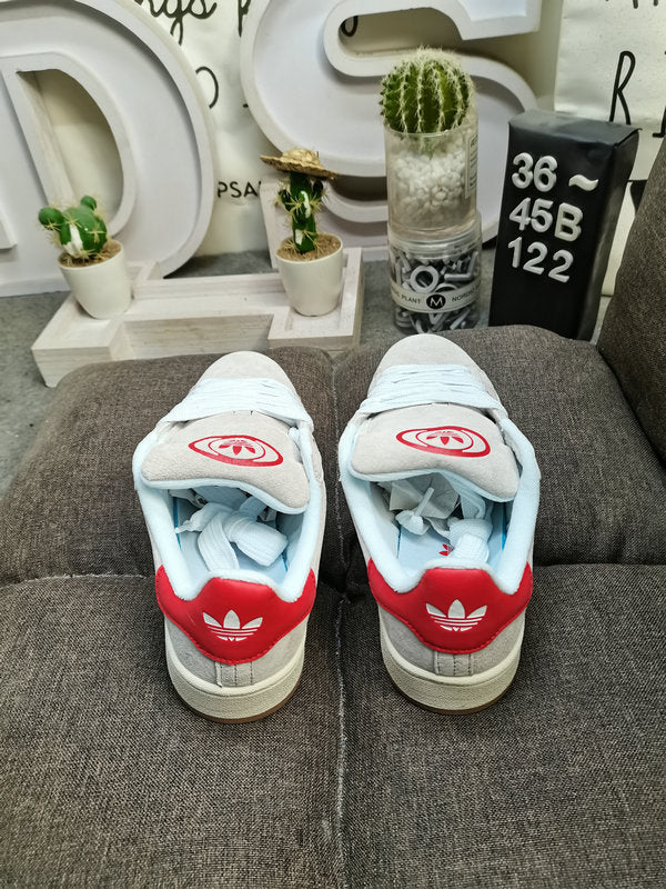 Adidas - Campus 00’s