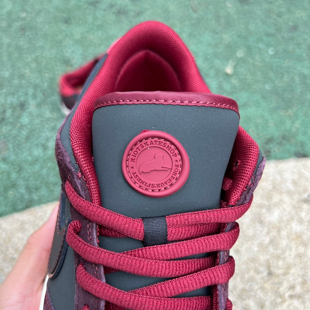 A Nike SB Dunk - Riot Skateshop