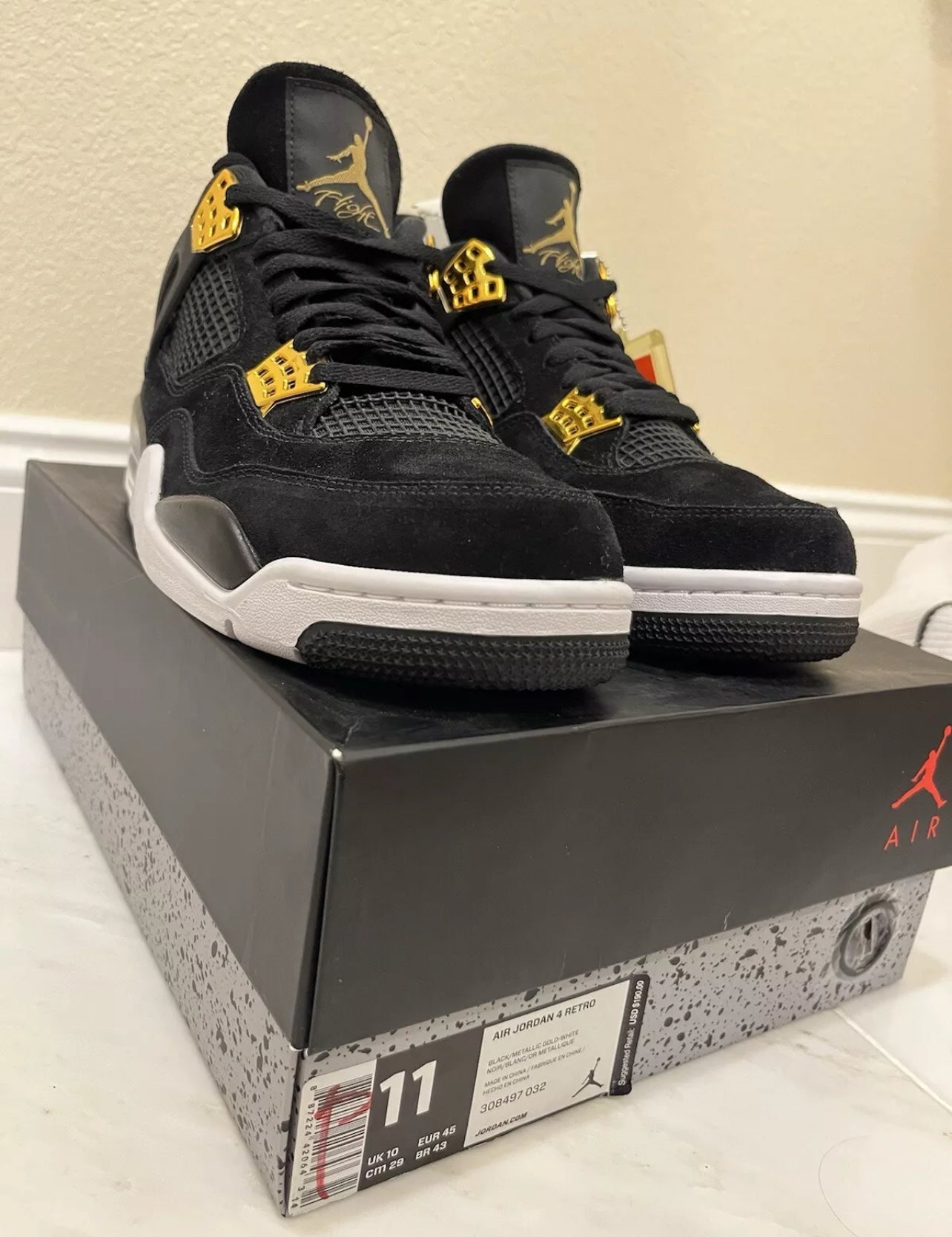 Jordan 4 - Royalty