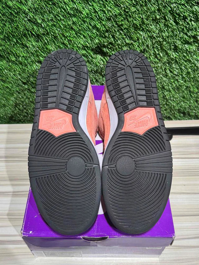 A Nike SB Dunk - PRM Pink Pig