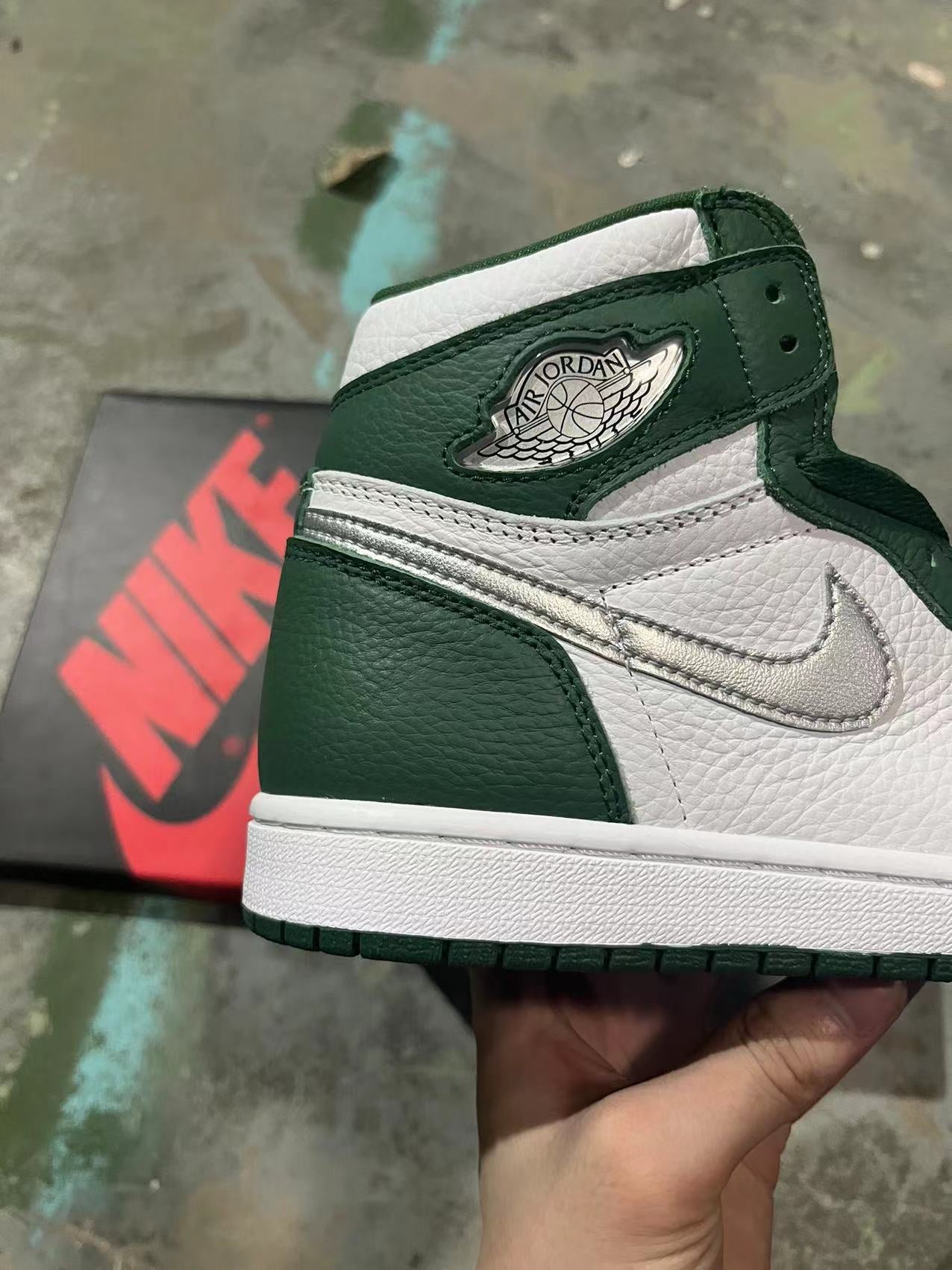 Jordan 1 - Gorge Green