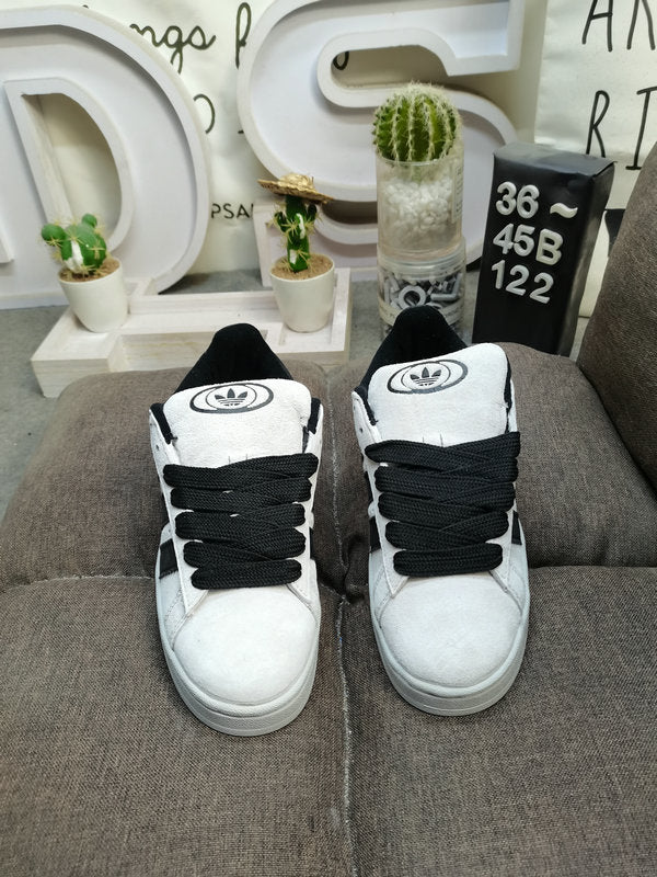 Adidas - Campus 00’s