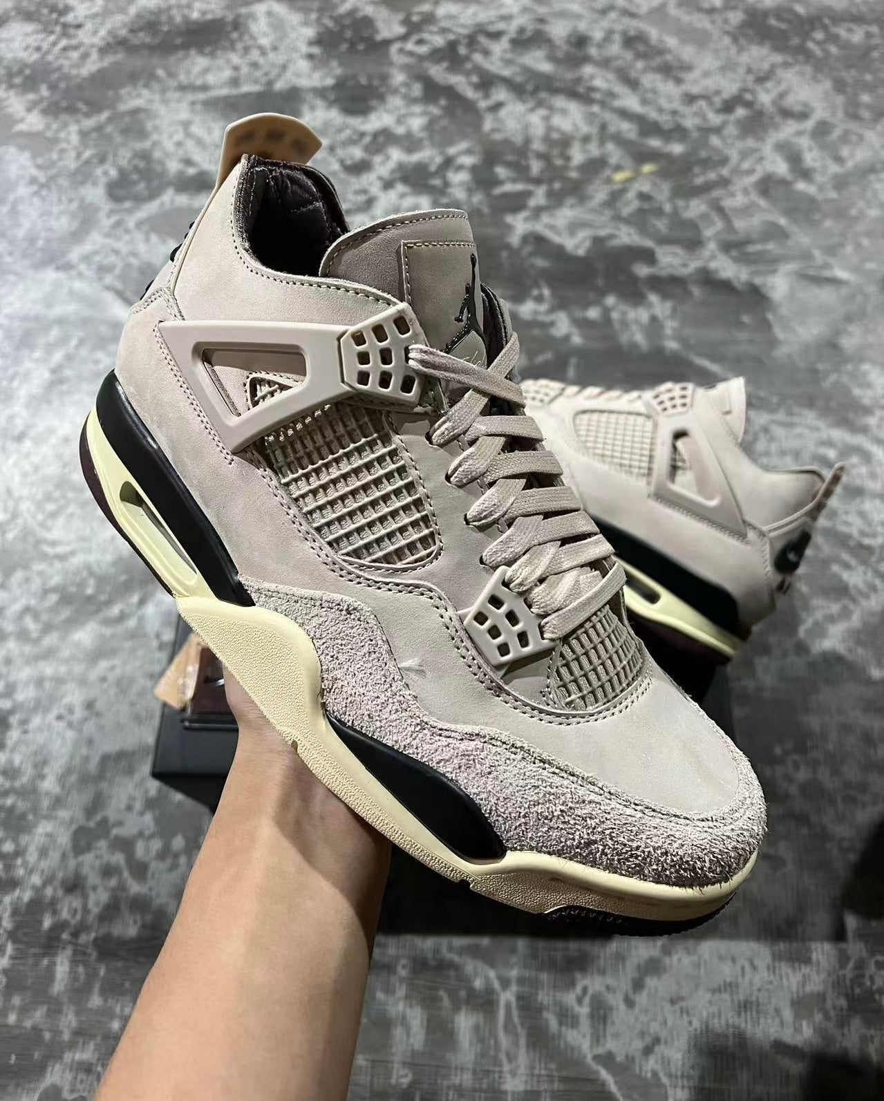 Jordan 4 - A Ma Maniére