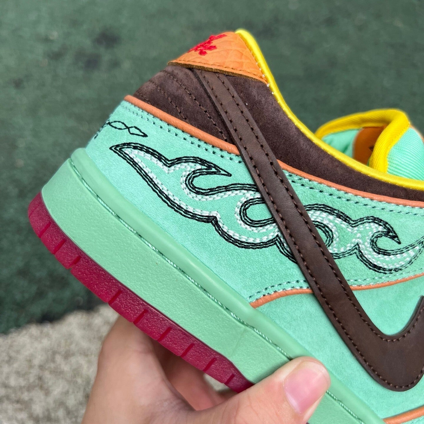 Nike SB - Rodeo Tourmaline