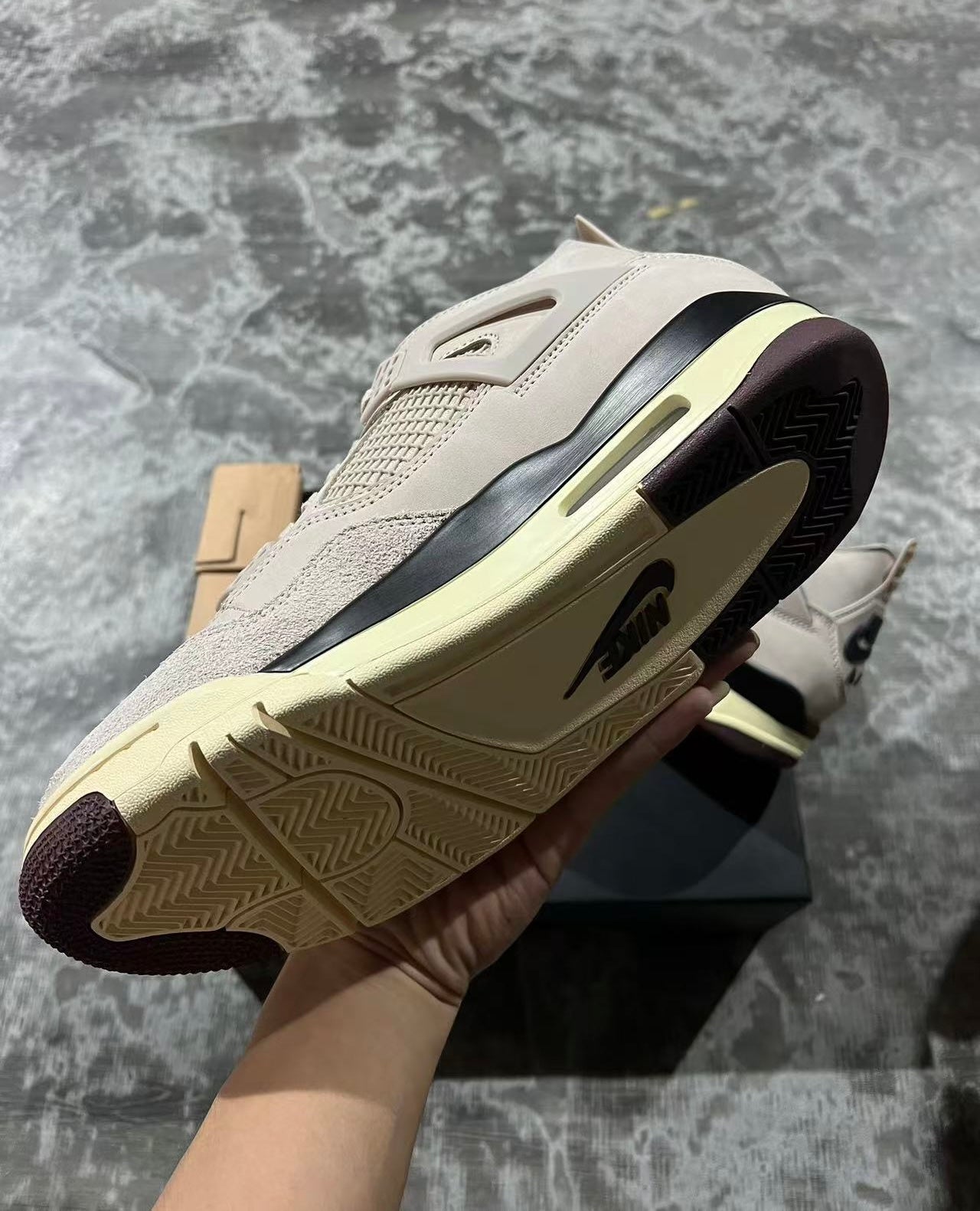 Jordan 4 - A Ma Maniére
