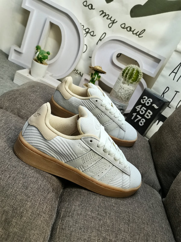 Adidas - Campus 00’s