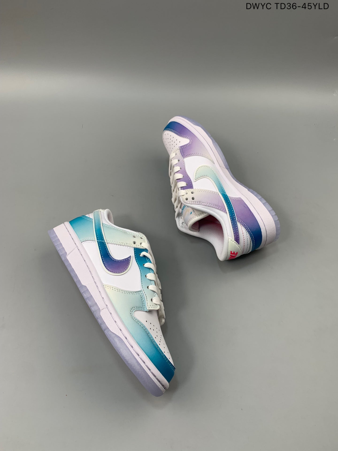 A Nike SB Dunk - Unlock your Space