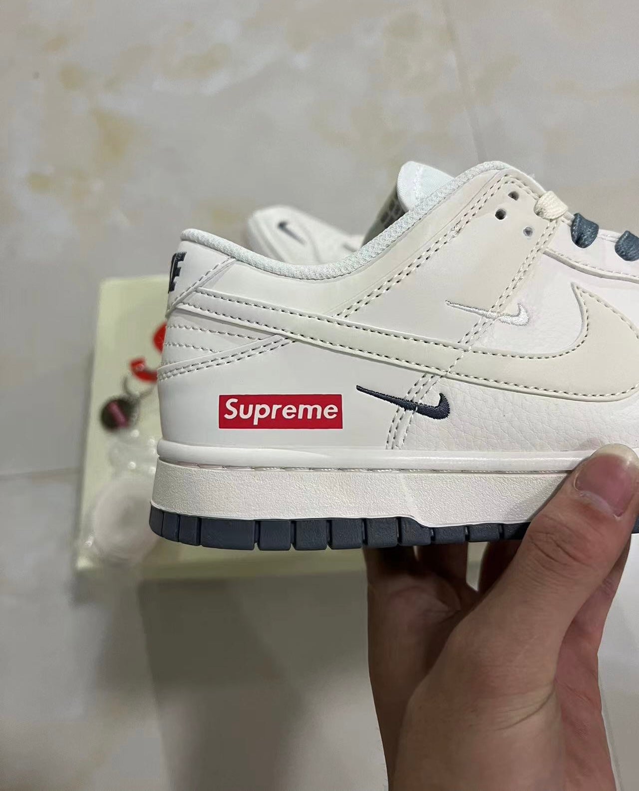 A Nike SB Dunk - Supreme Collab