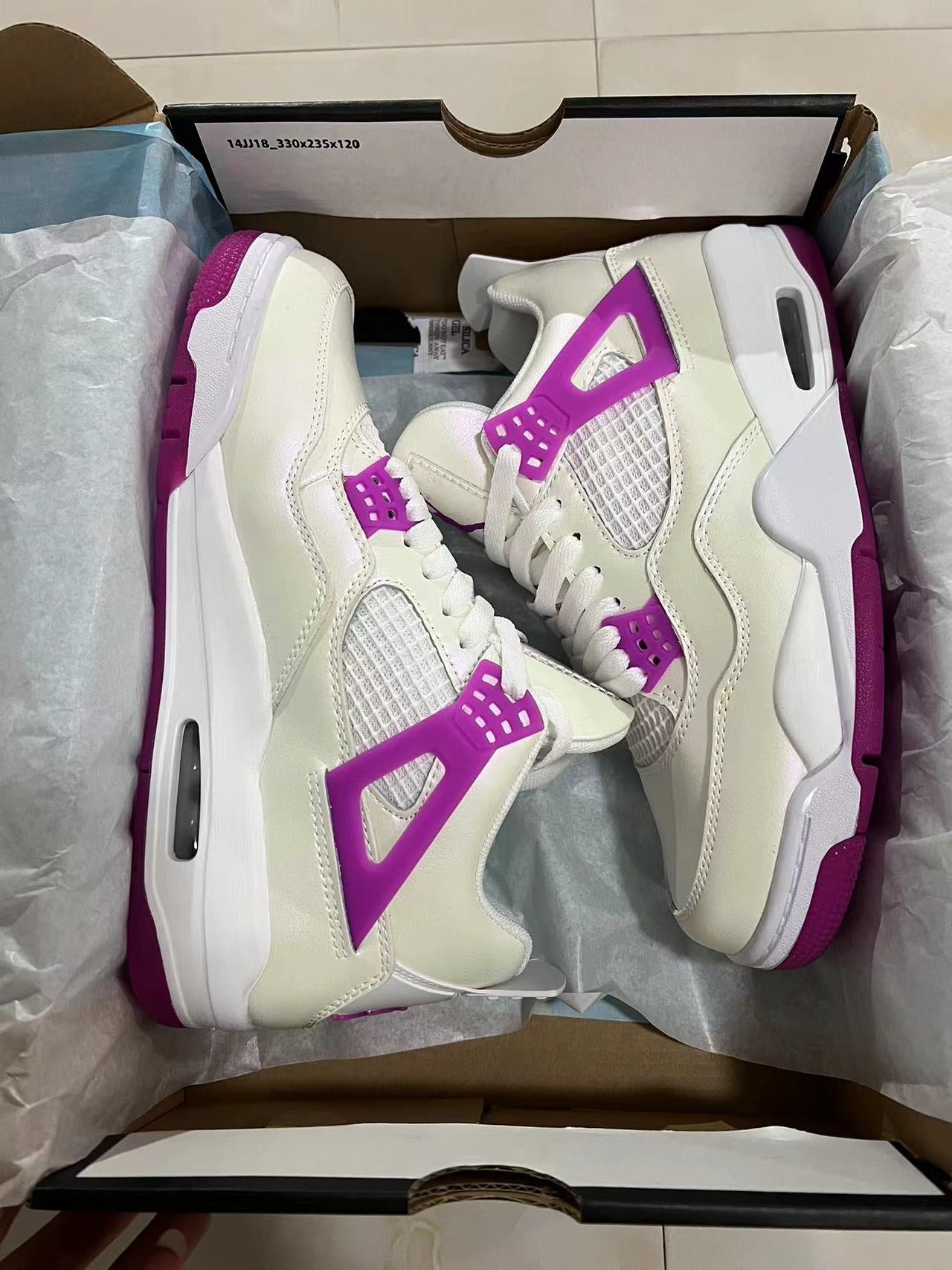 Jordan 4 - Hyper Violet