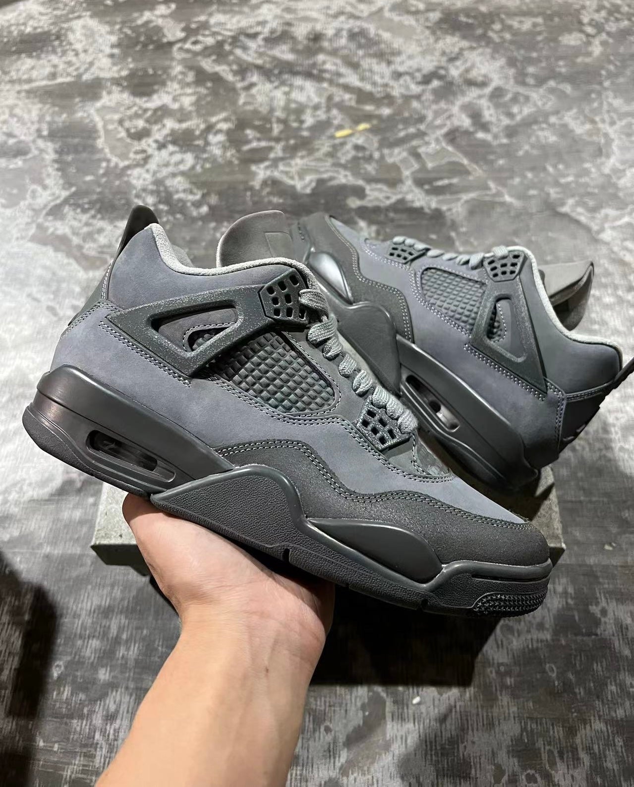 Jordan 4 - Wet Cement