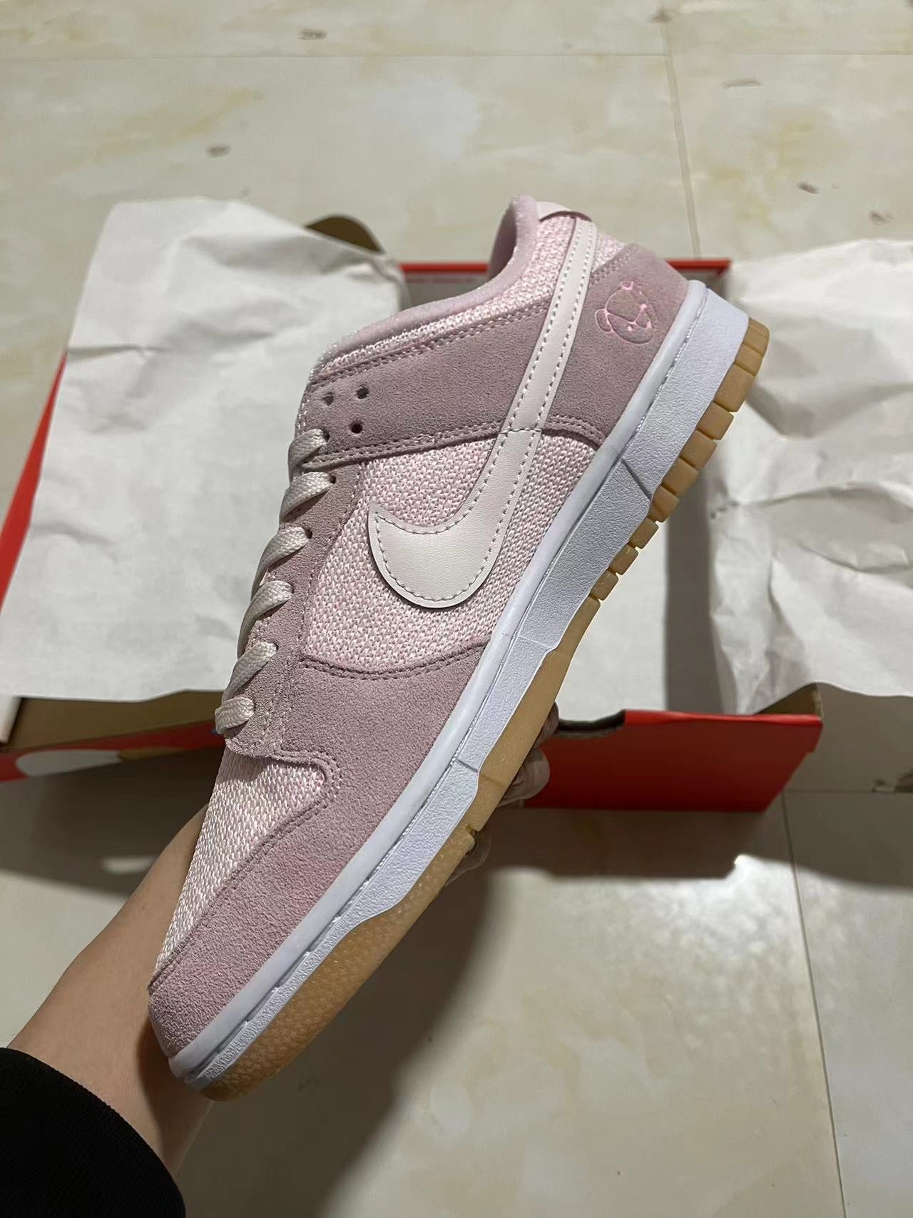 A Nike Sb Dunk - Teddy Bear Light Soft Pink