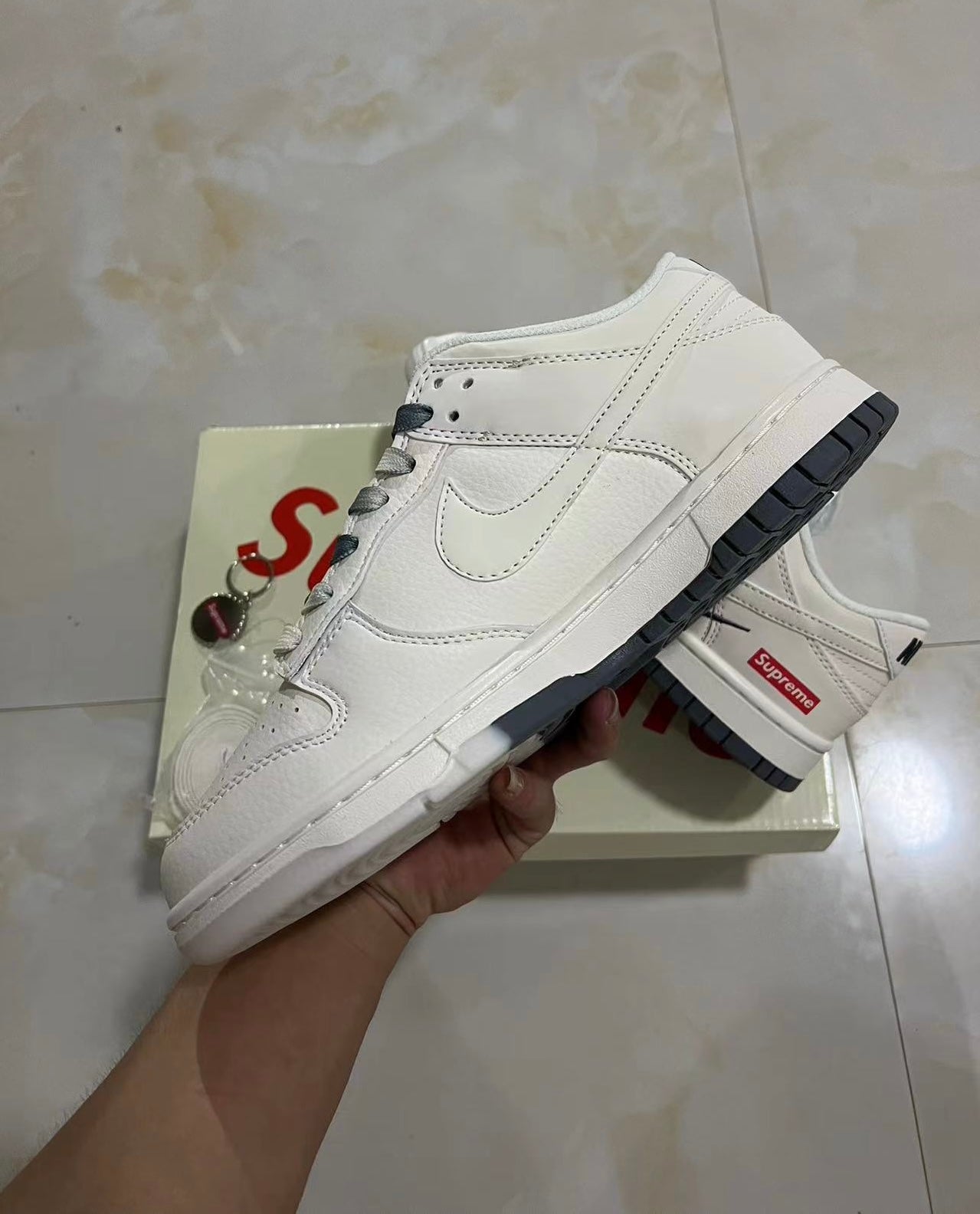 A Nike SB Dunk - Supreme Collab