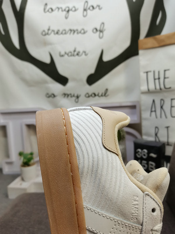 Adidas - Campus 00’s