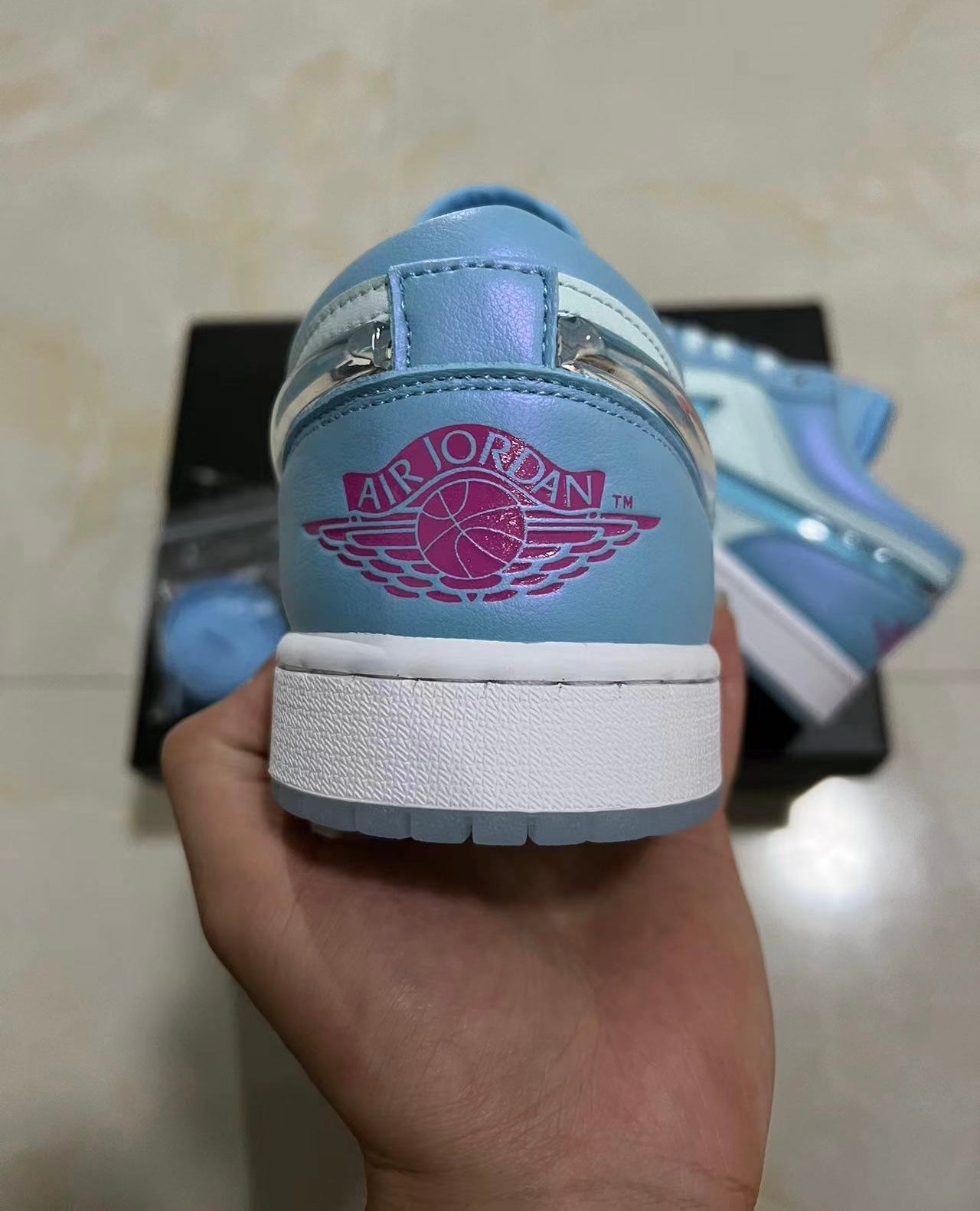 Jordan Retro 1 Low Edge Aquarius Blue