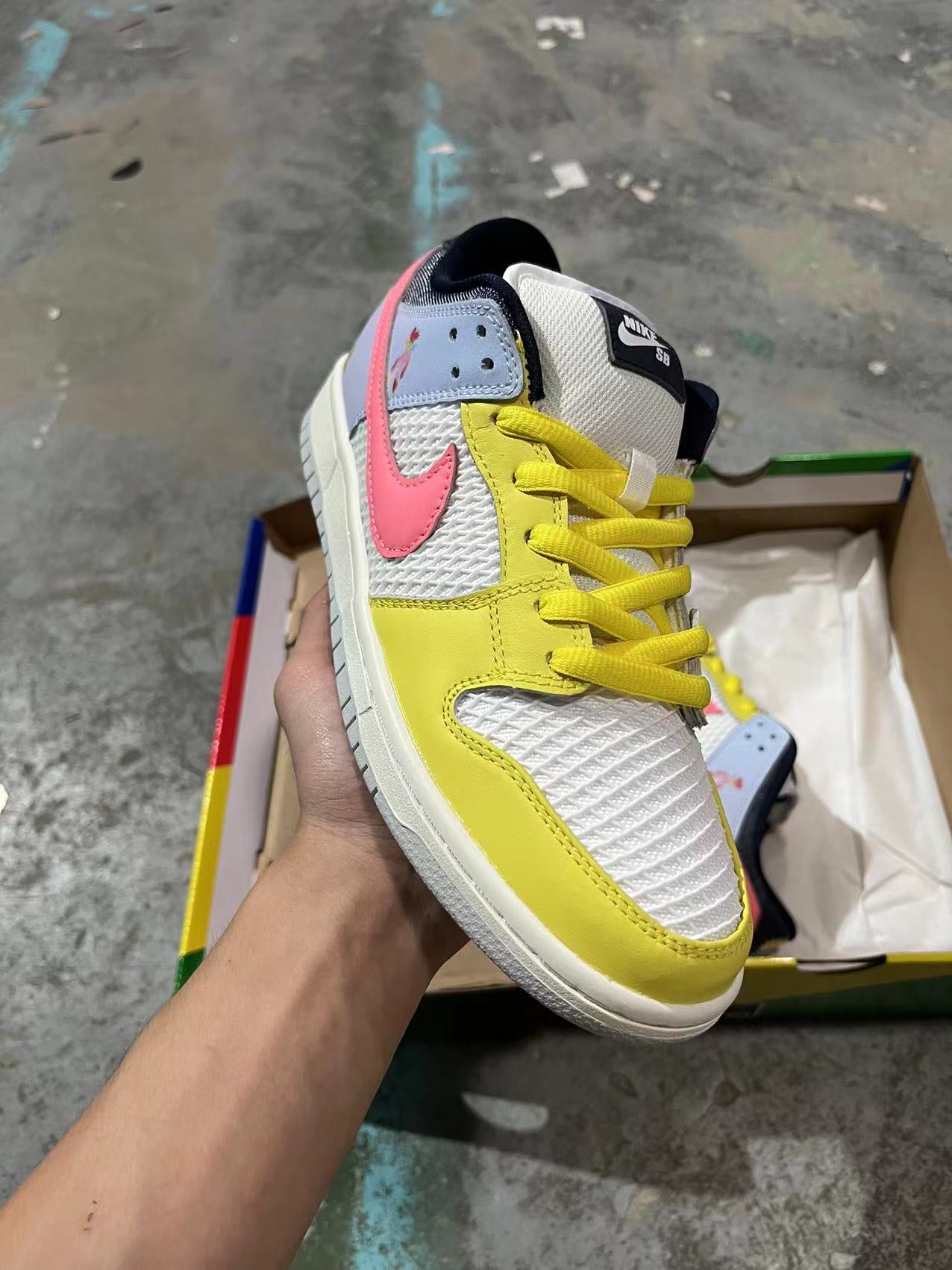 A Nike SB Dunk- Be True