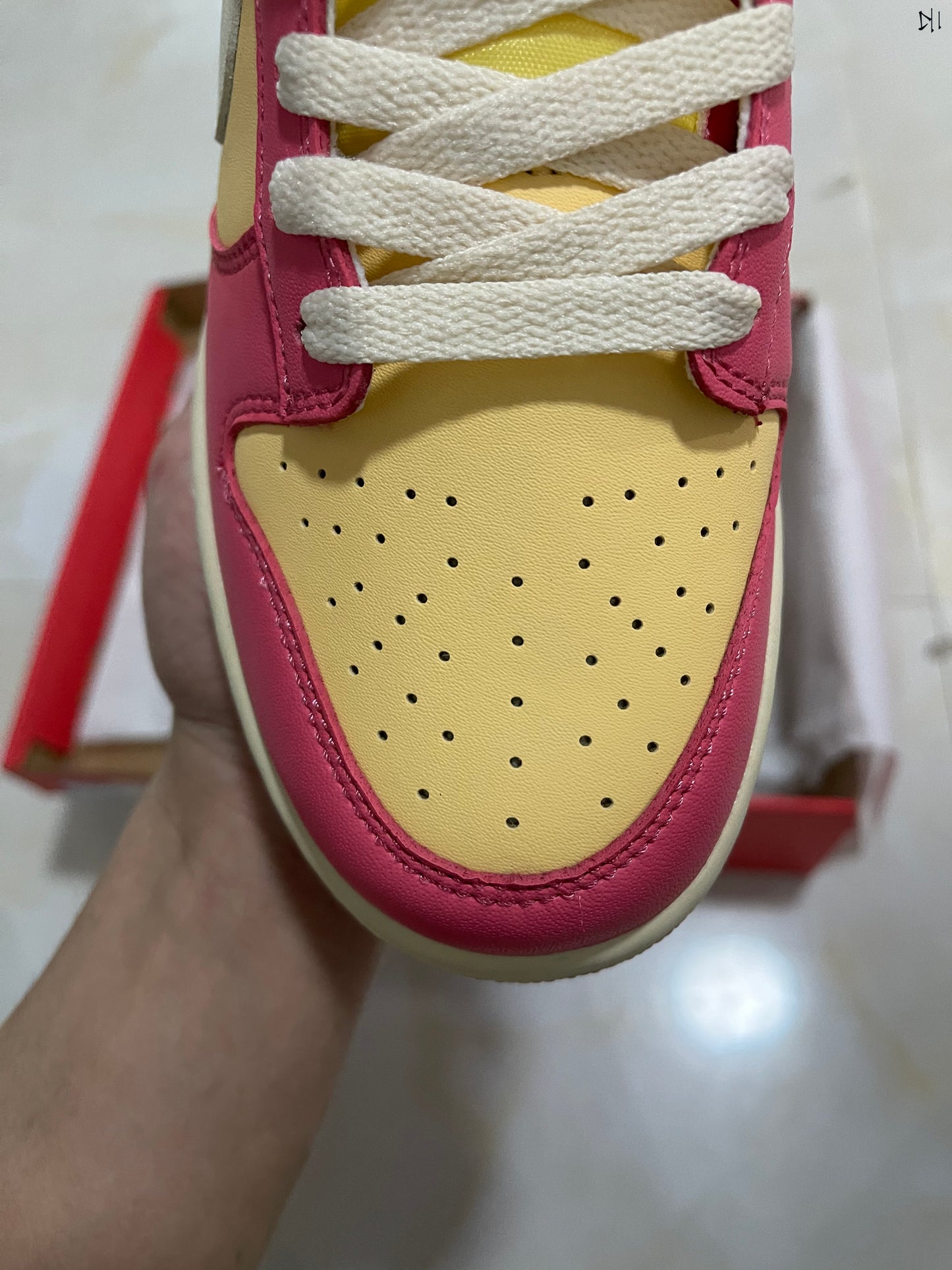 A Nike Sb Dunk - Strawberry Peach
