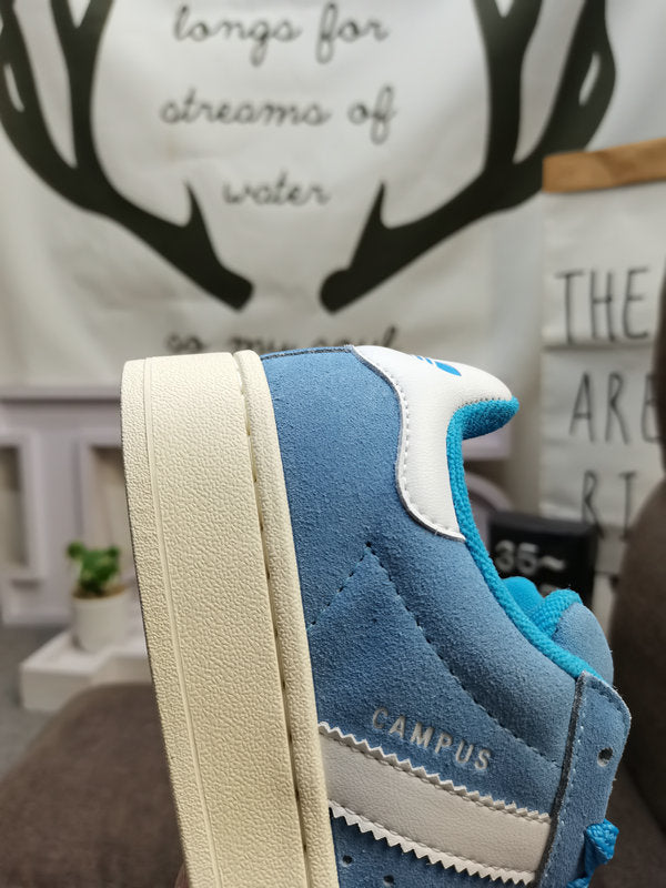 Adidas - Campus 00’s