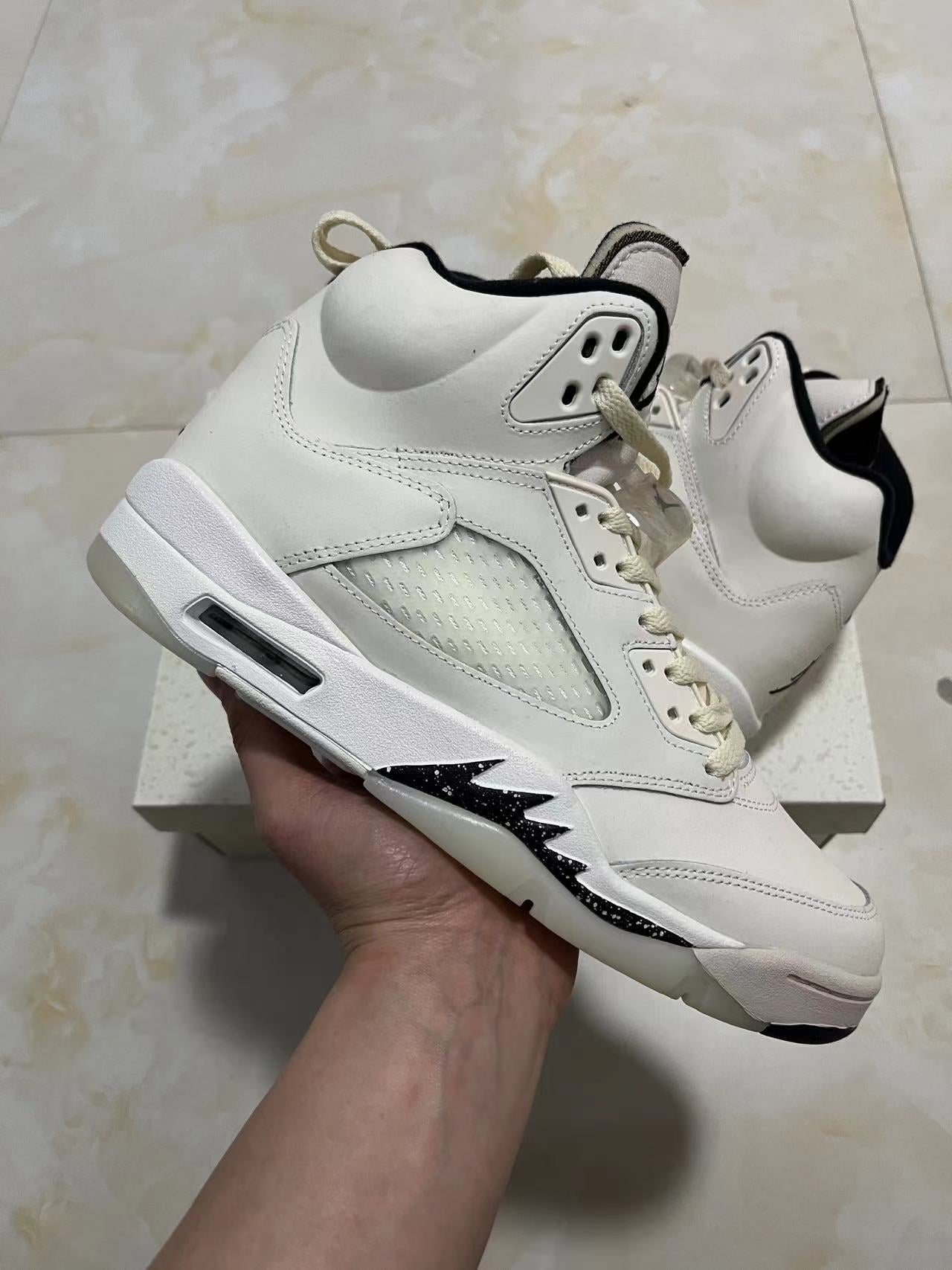 Jordan 5 - Sail