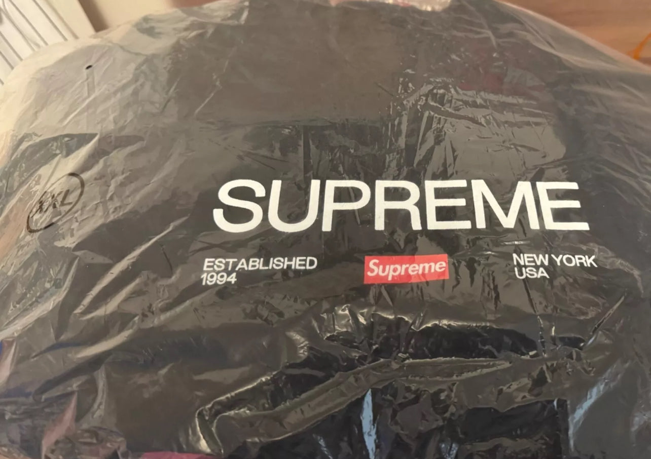 Supreme - Box Logo Crewneck