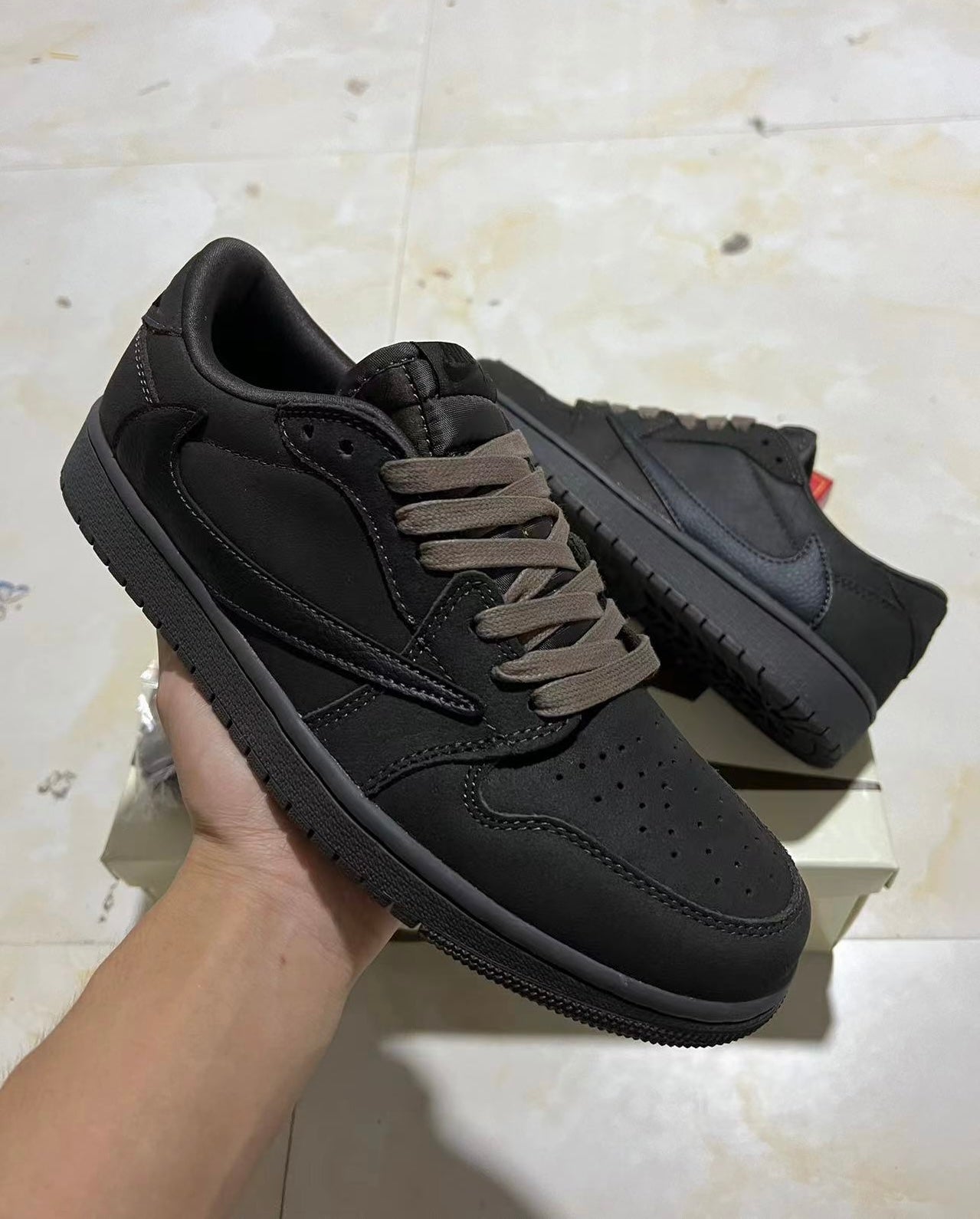 Jordan 1 Travis Scott - Velvet Brown