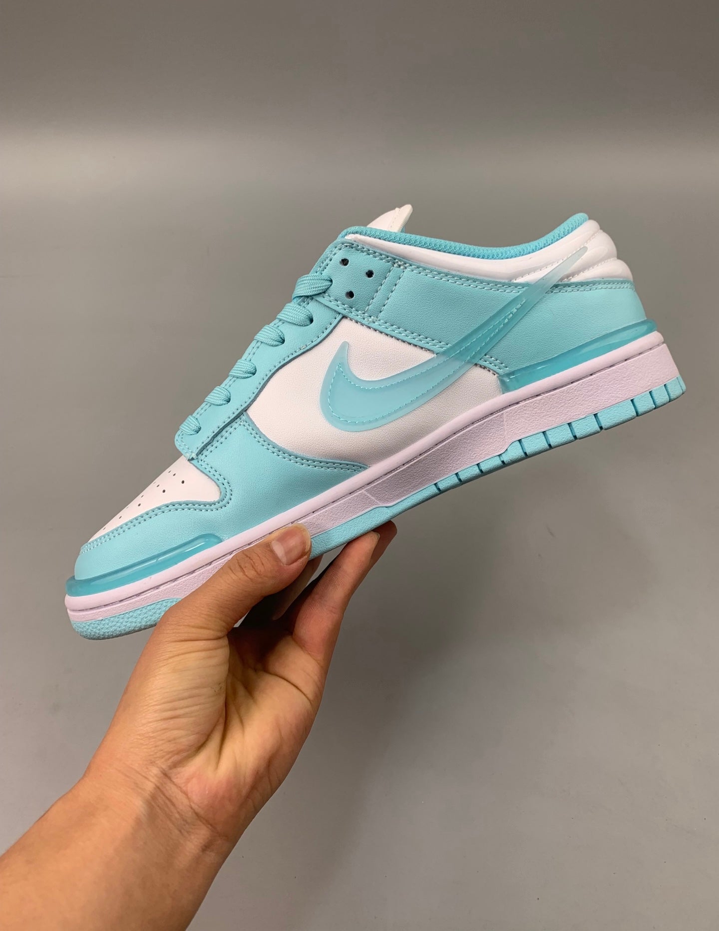 A Nike Dunk Twist - Jade Ice
