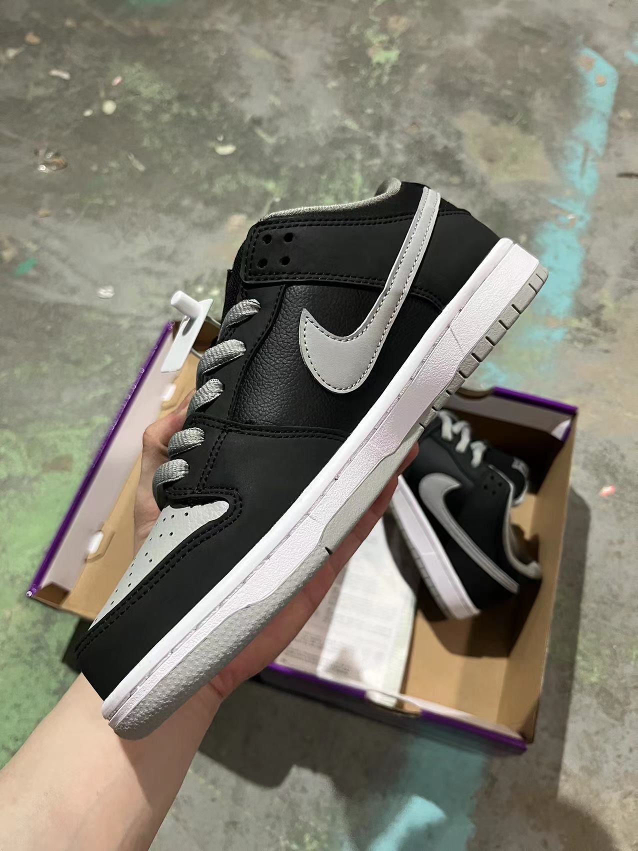 A Nike SB Dunk - J Pack Shadow