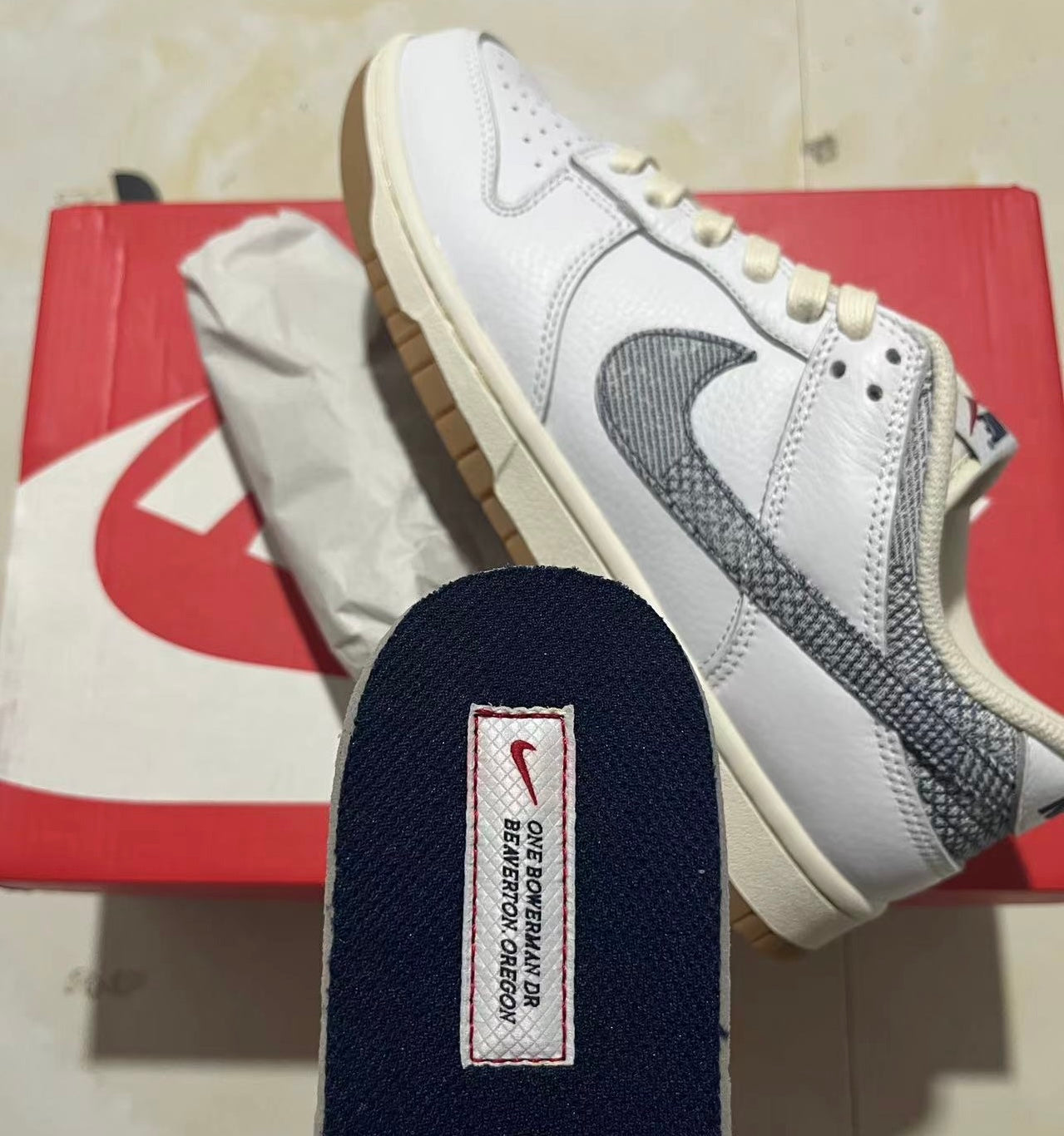 A Nike SB Dunk- Washed Denim