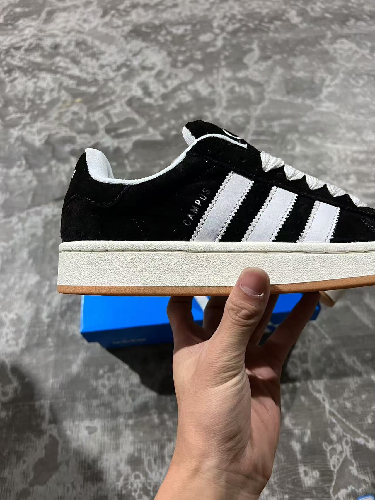 Adidas Campus 00’s