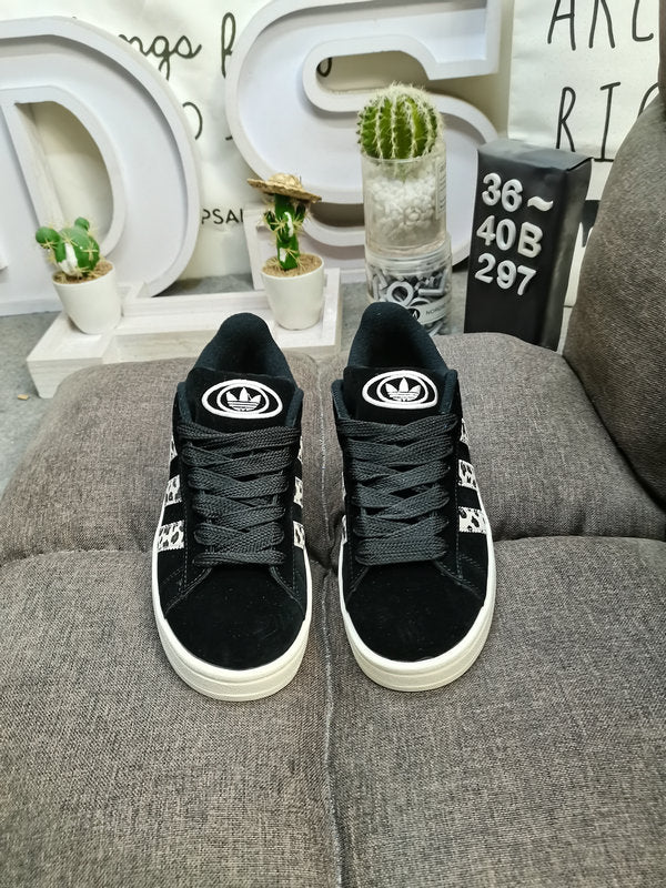 Adidas - Campus 00’s