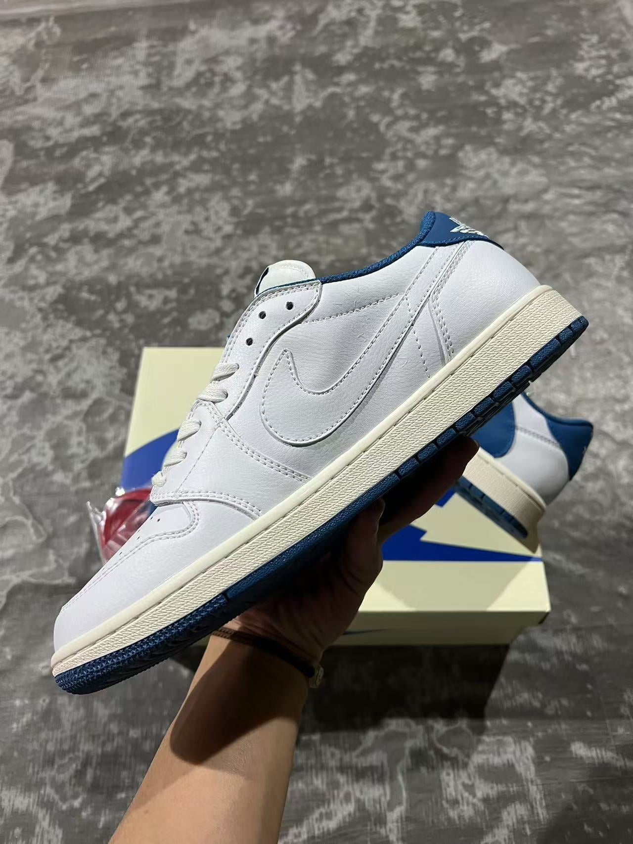 Jordan 1 Low - Travis Scott Fragment Sail Military Blue