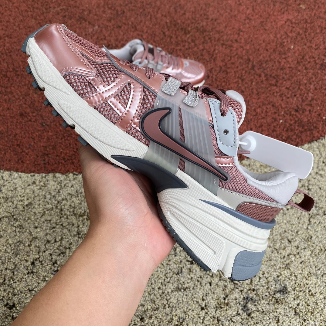 Nike V2K Run - Smokey Mauve